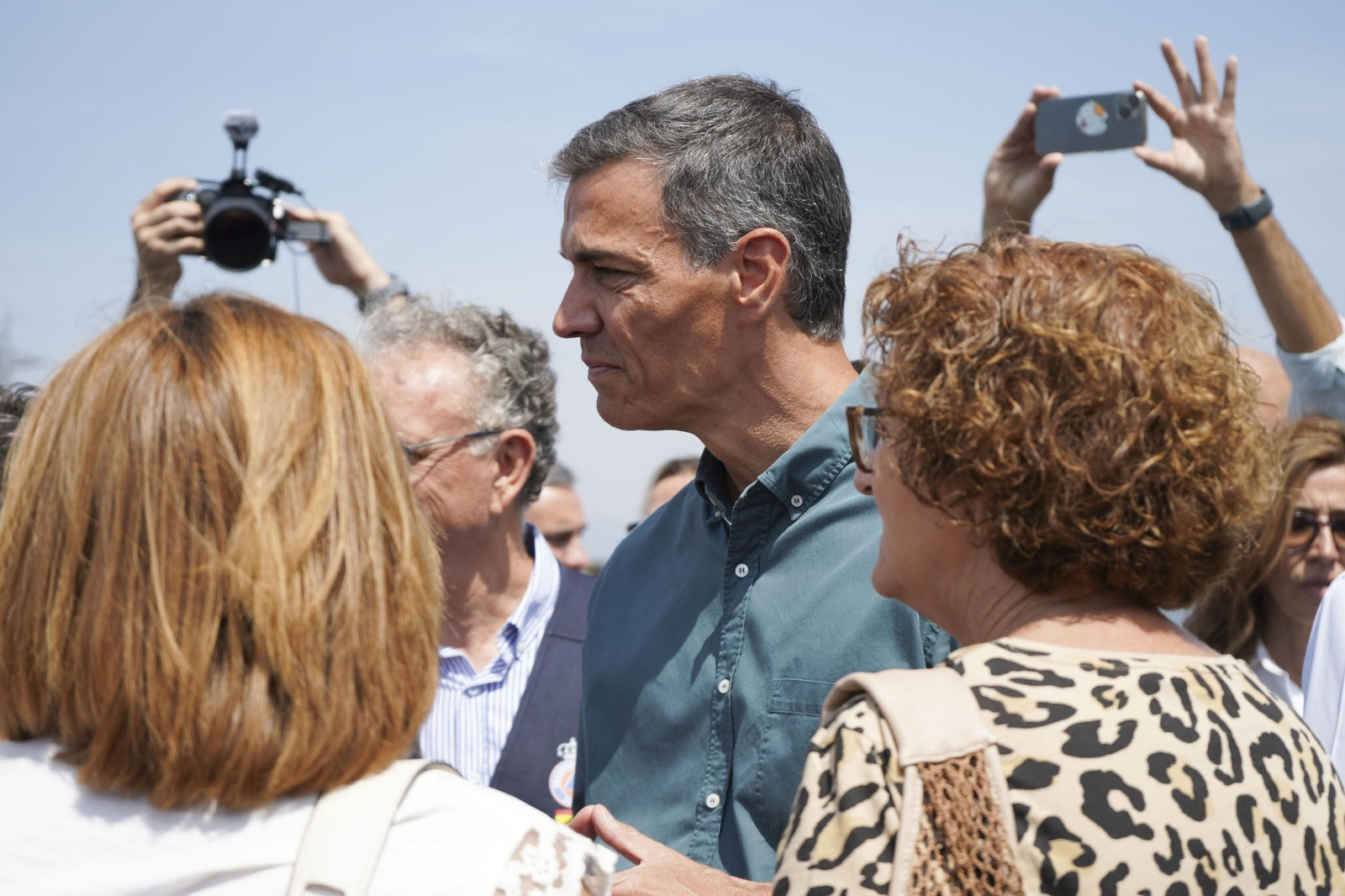 El presidente del Gobierno, Pedro Sánchez, la pasada semana en su visita al incendio de Jarilla, en Cáceres.