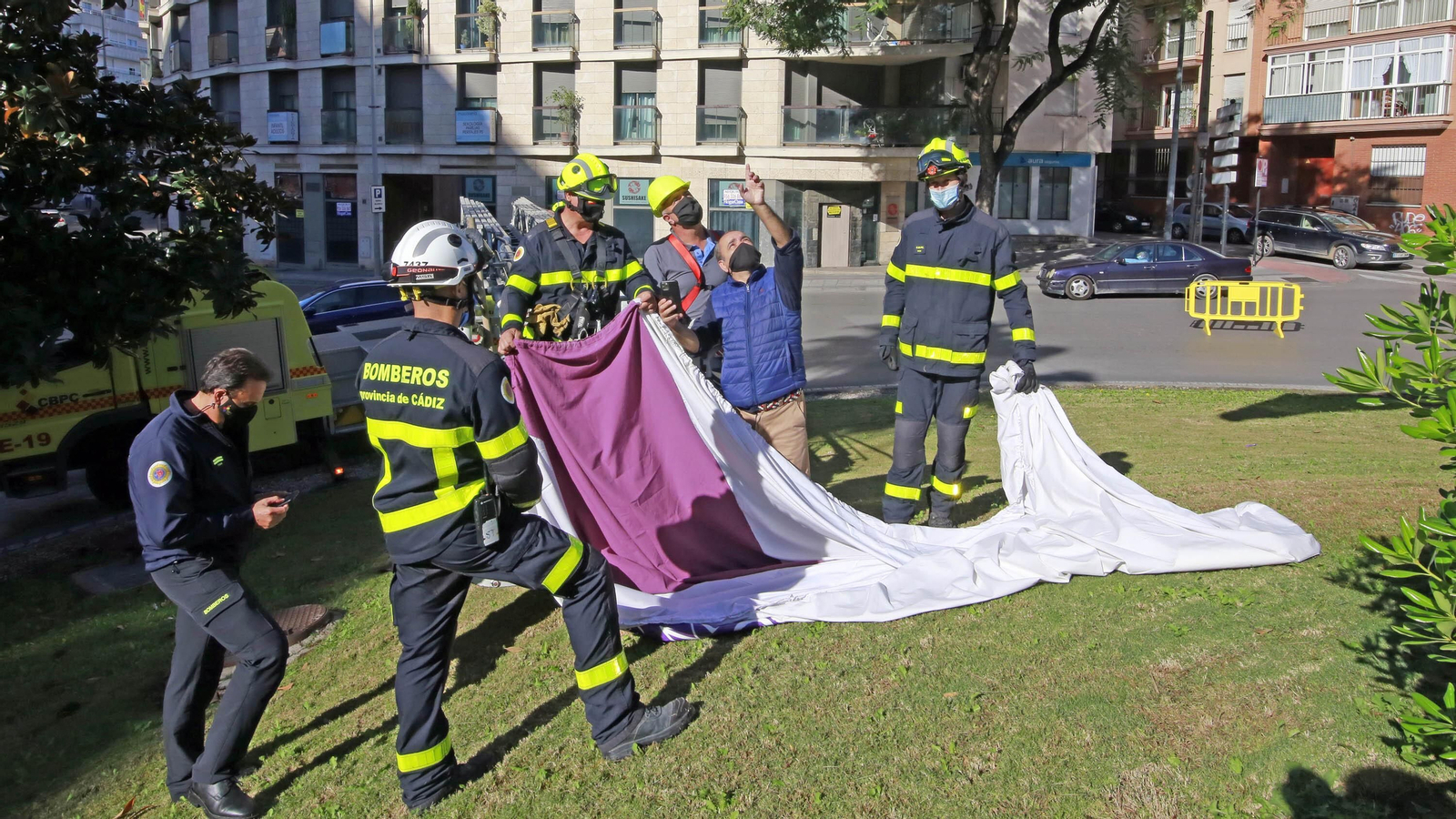 Imágenes del Minotauro vestido contra la Violencia de Género