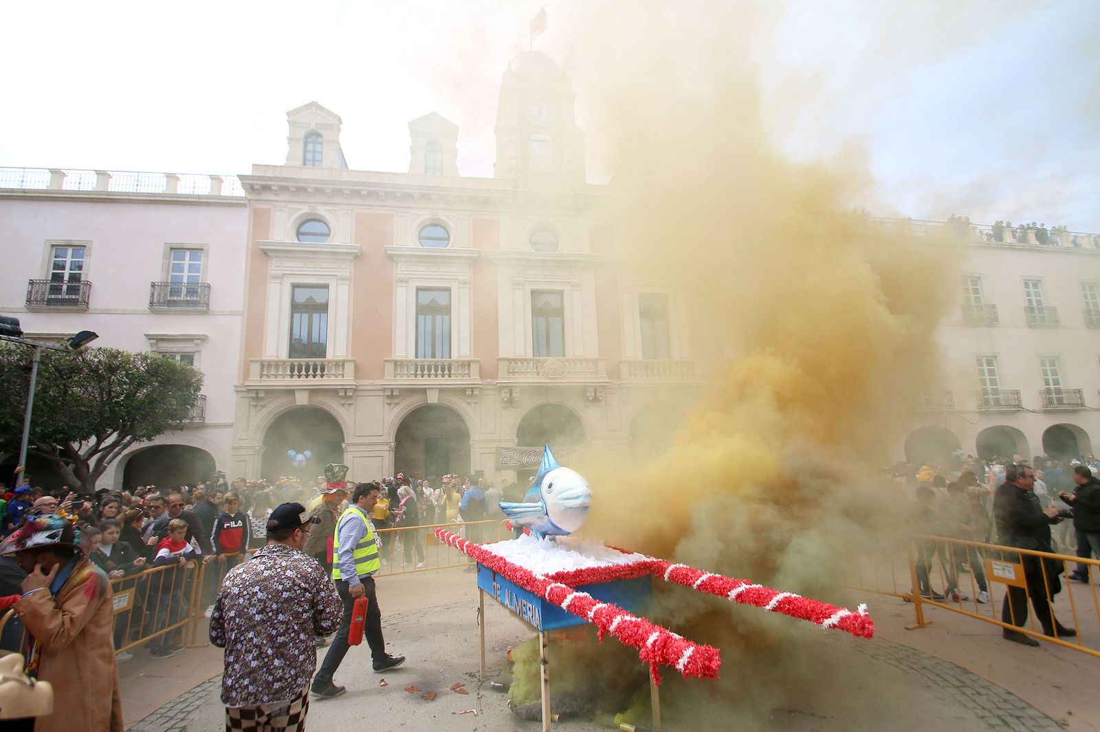 Fotogalería del Entierro de la Sardina. Carnaval Almería 2020