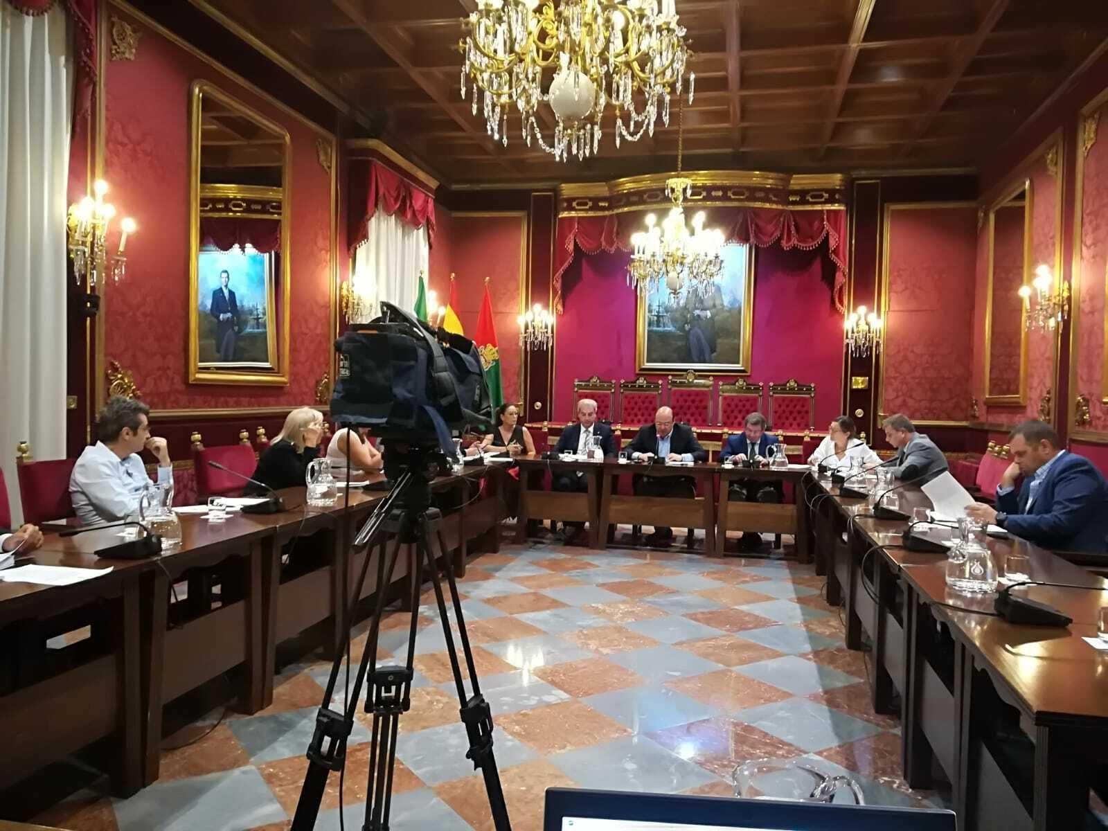 Sebastián Pérez, del modo zen a poner una placa al gurú económico de Podemos