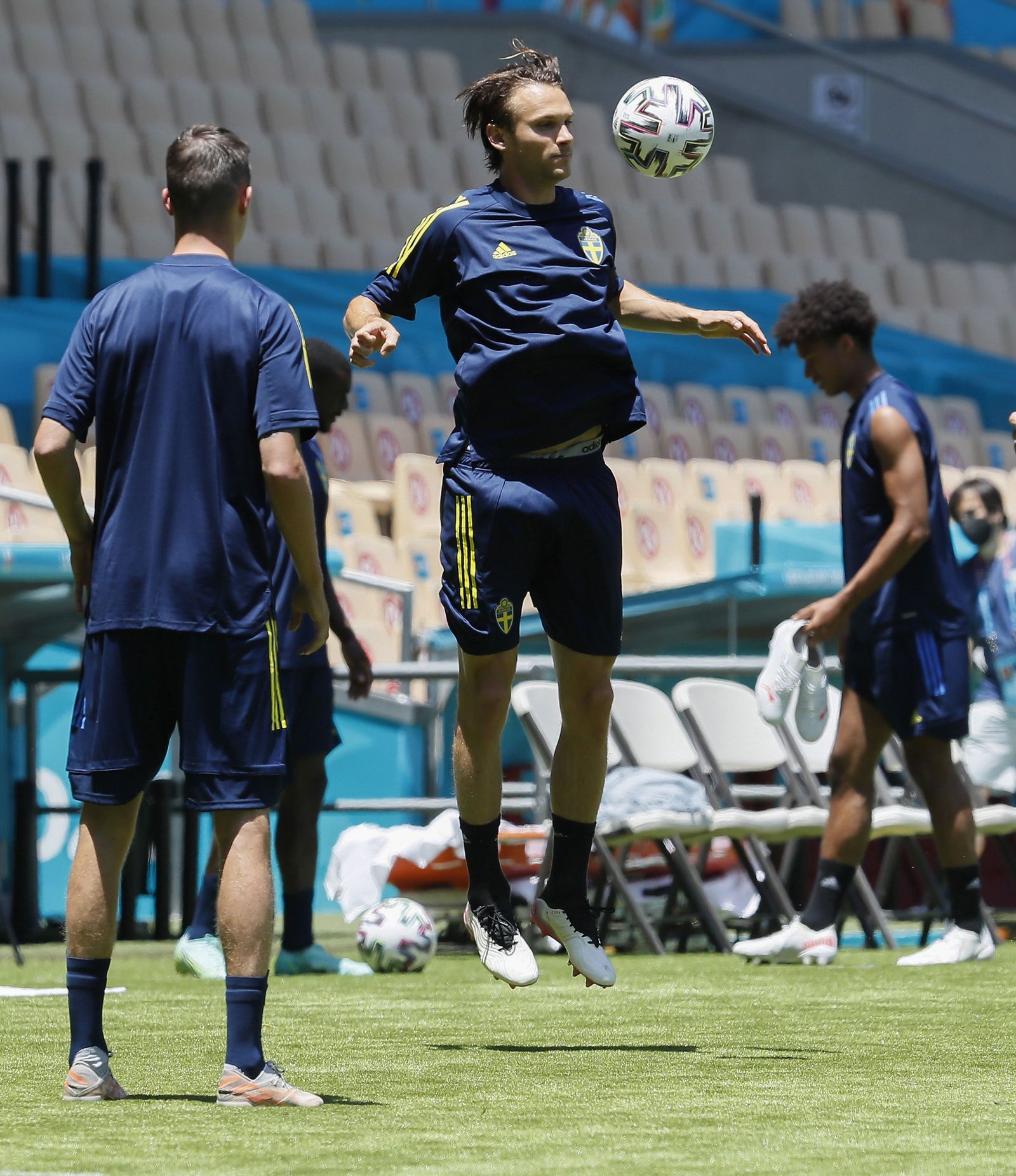 ¡Suecia entrena a las 14:30 en La Cartuja con 33 grados!