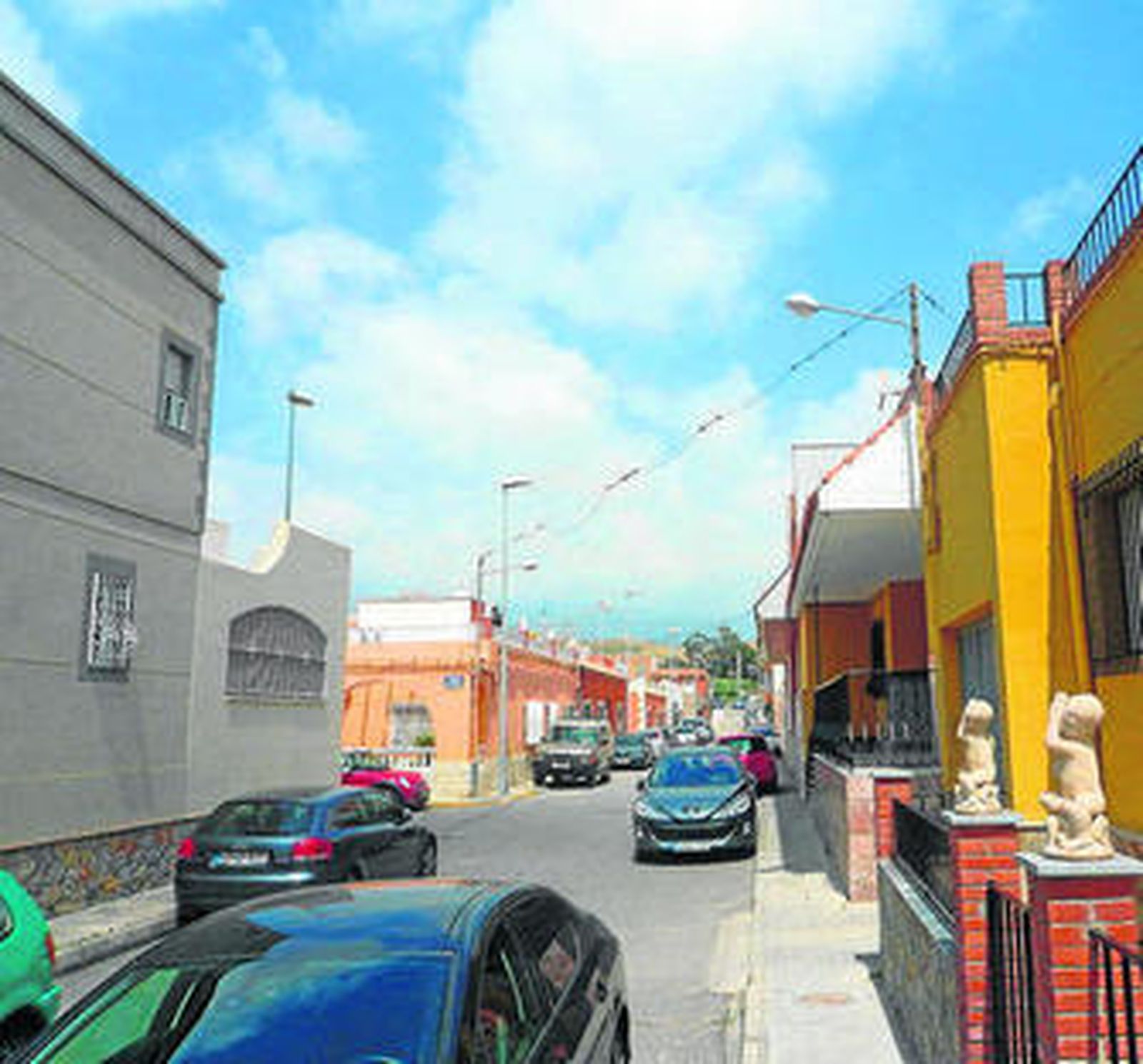 La calle Pintor Goya  será objeto de obras de mejora y agua y asfaltado.