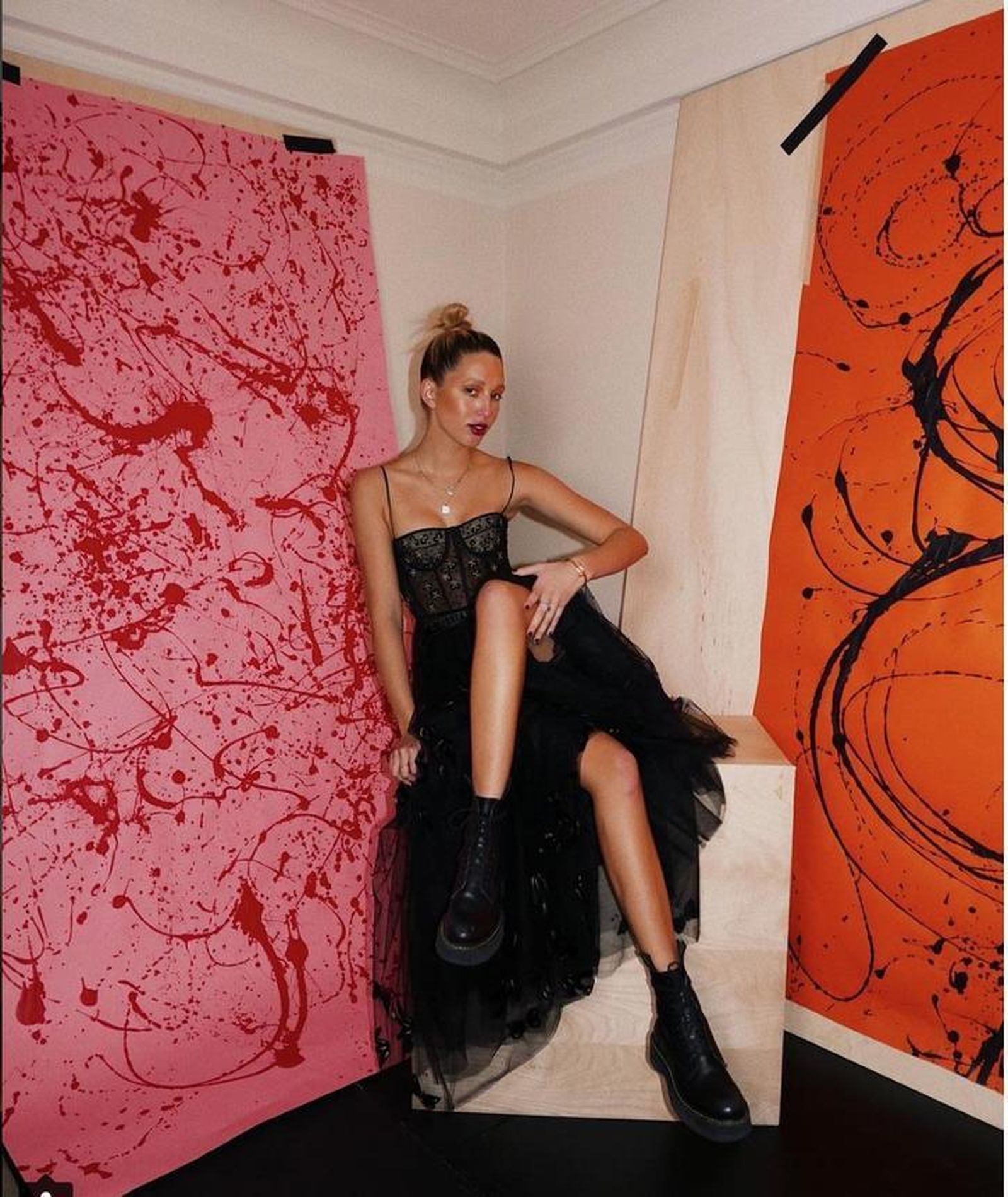 1. Olympia de Grecia, hija de Pablo y Marie Chantal, se ha convertido en una 'it girl' con miles de seguidores en redes sociales. 2. Nicolás de Dinamarca, hijo de Joaquín y Alexandra, ha desfilado para marcas reconocidas en pasarelas internacionales. 3. En España, Froilán es el nieto de don Juan Carlos y doña Sofía que más titulares ha protagonizado. 4. Tino, el hermano más atractivo de Olympia de Grecia, es uno de los últimos descubrimientos de los conocidos como 'BBB'. FOTOS: Instagram, EFE y Getty