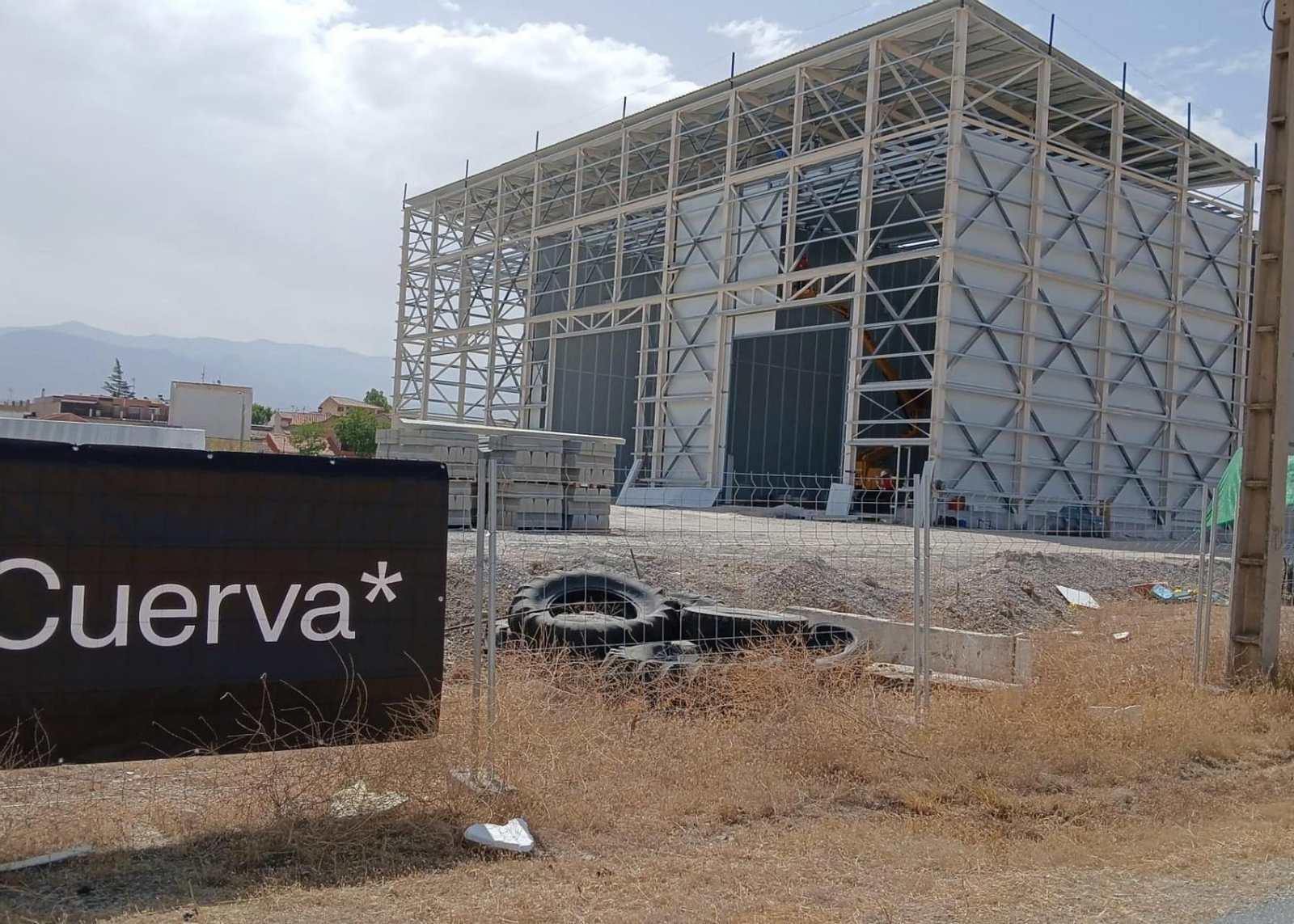 Construcción del edificio en la Base Aérea de Armilla.