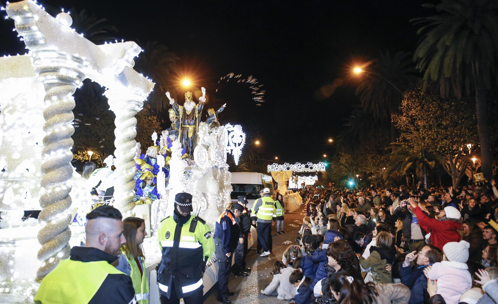 El rey Melchor, por el Paseo del Parque.