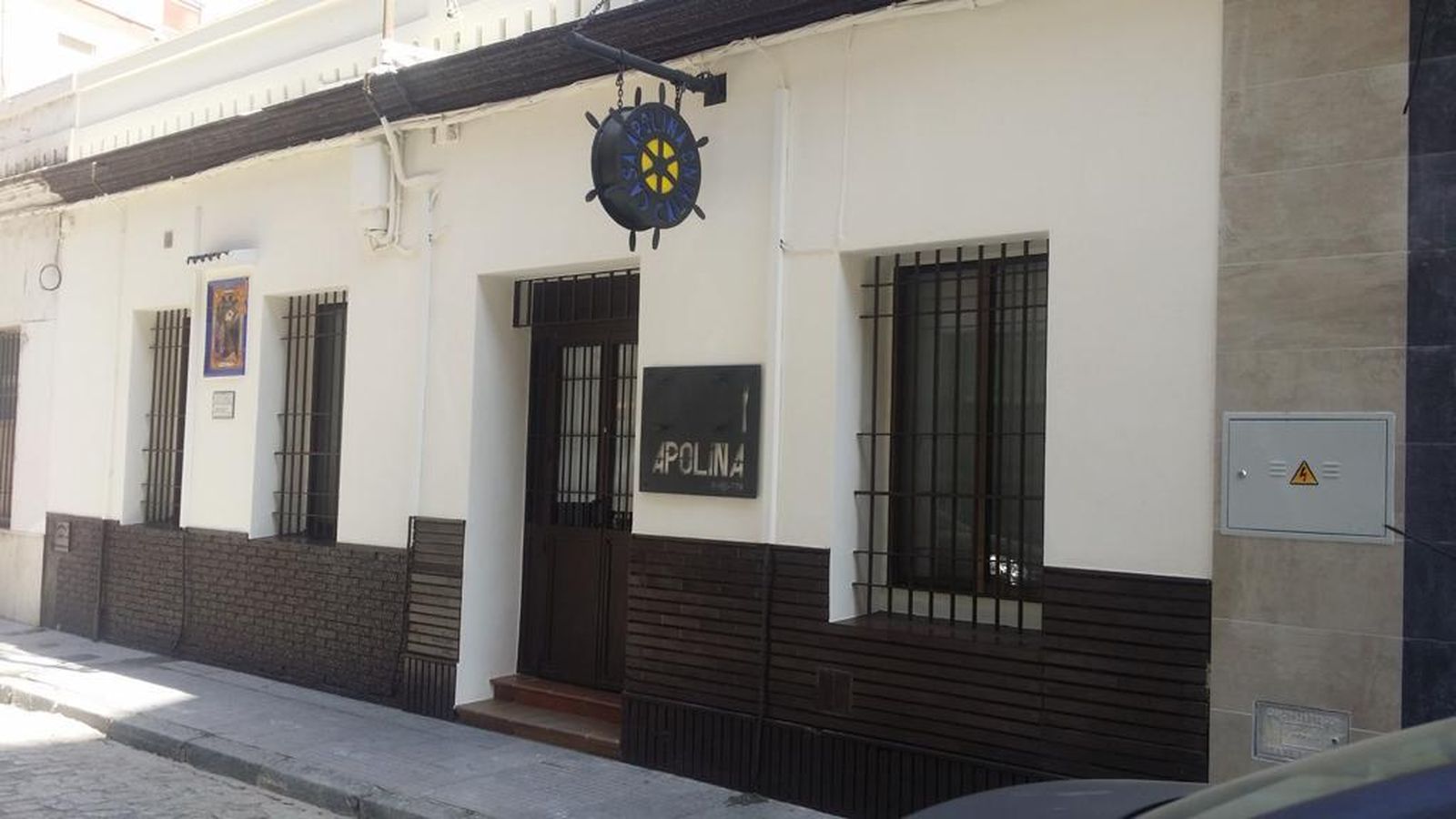 Casa Apoliña se encuentra en la calle Tendaleras.