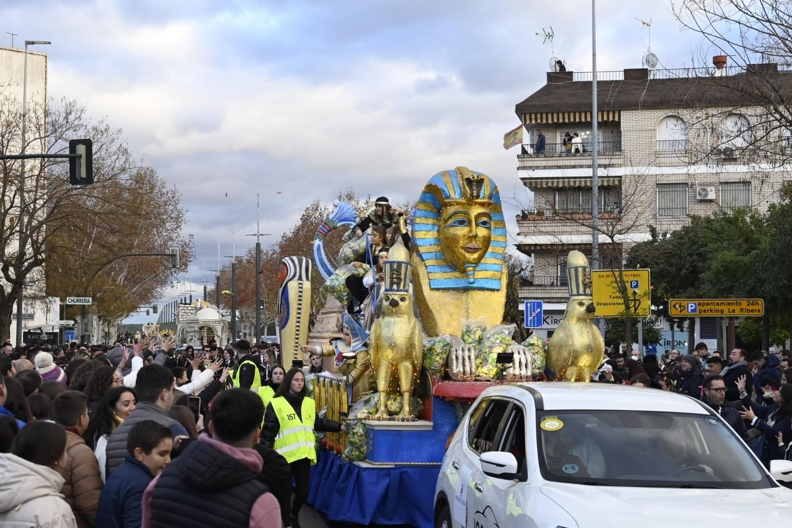 Así son las carrozas y pasacalles de la Cabalgata de Reyes Magos de Córdoba, en imágenes