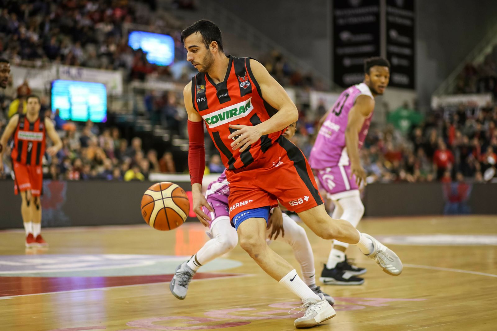 Alo Marín seguirá con la camiseta del conjunto nazarí