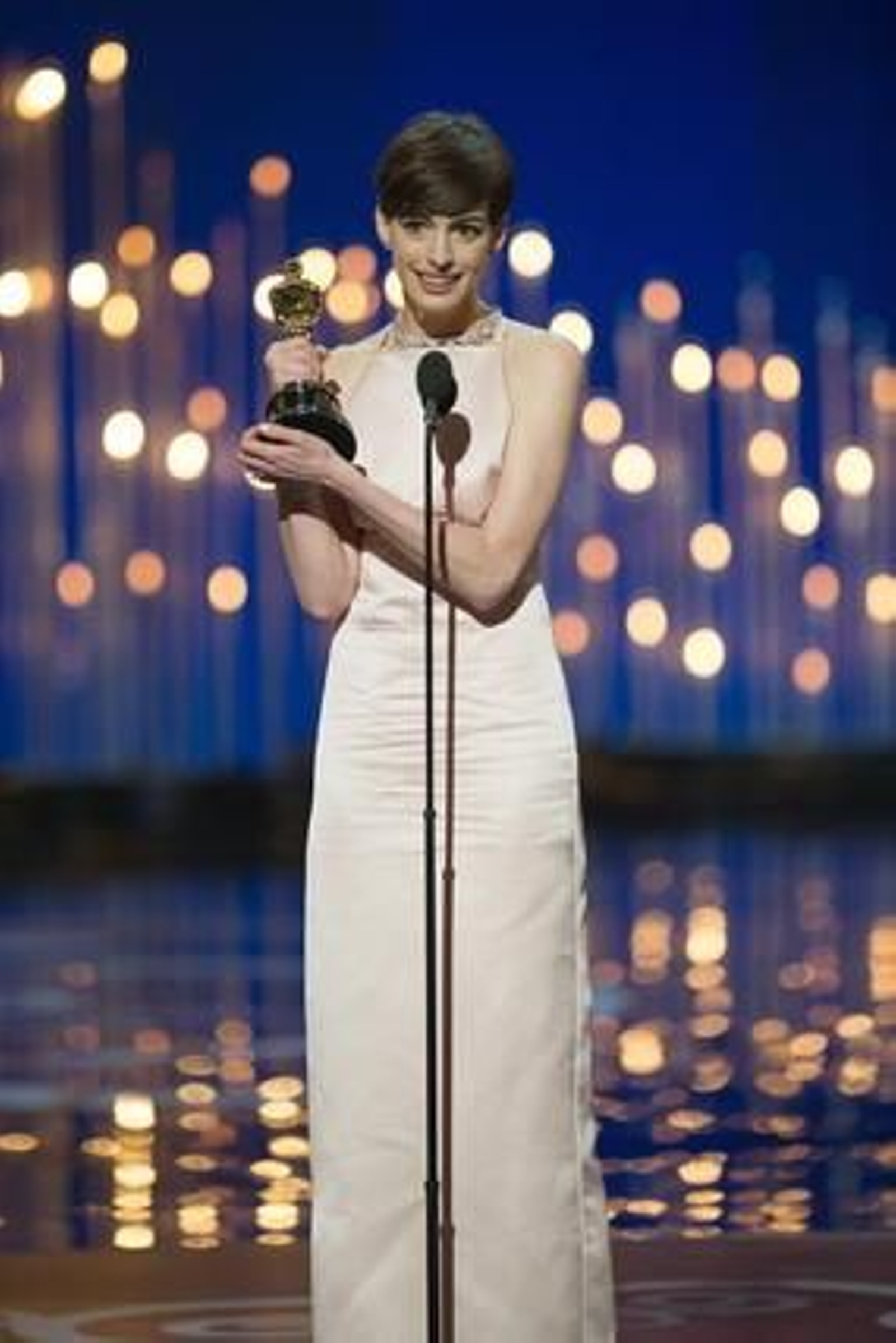 Anne Hathaway, Oscar a la mejor actriz de reparto por 'Los miserables'.

Foto: EFE