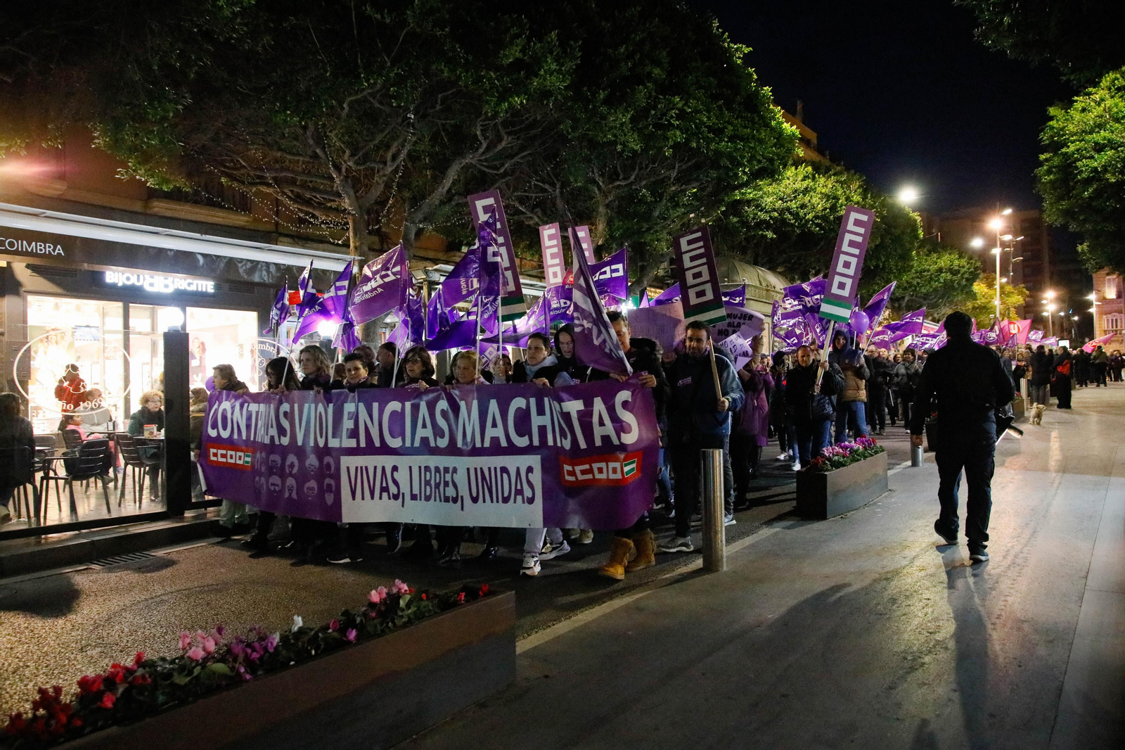 Galería de imágenes por el día de la mujer en Almería