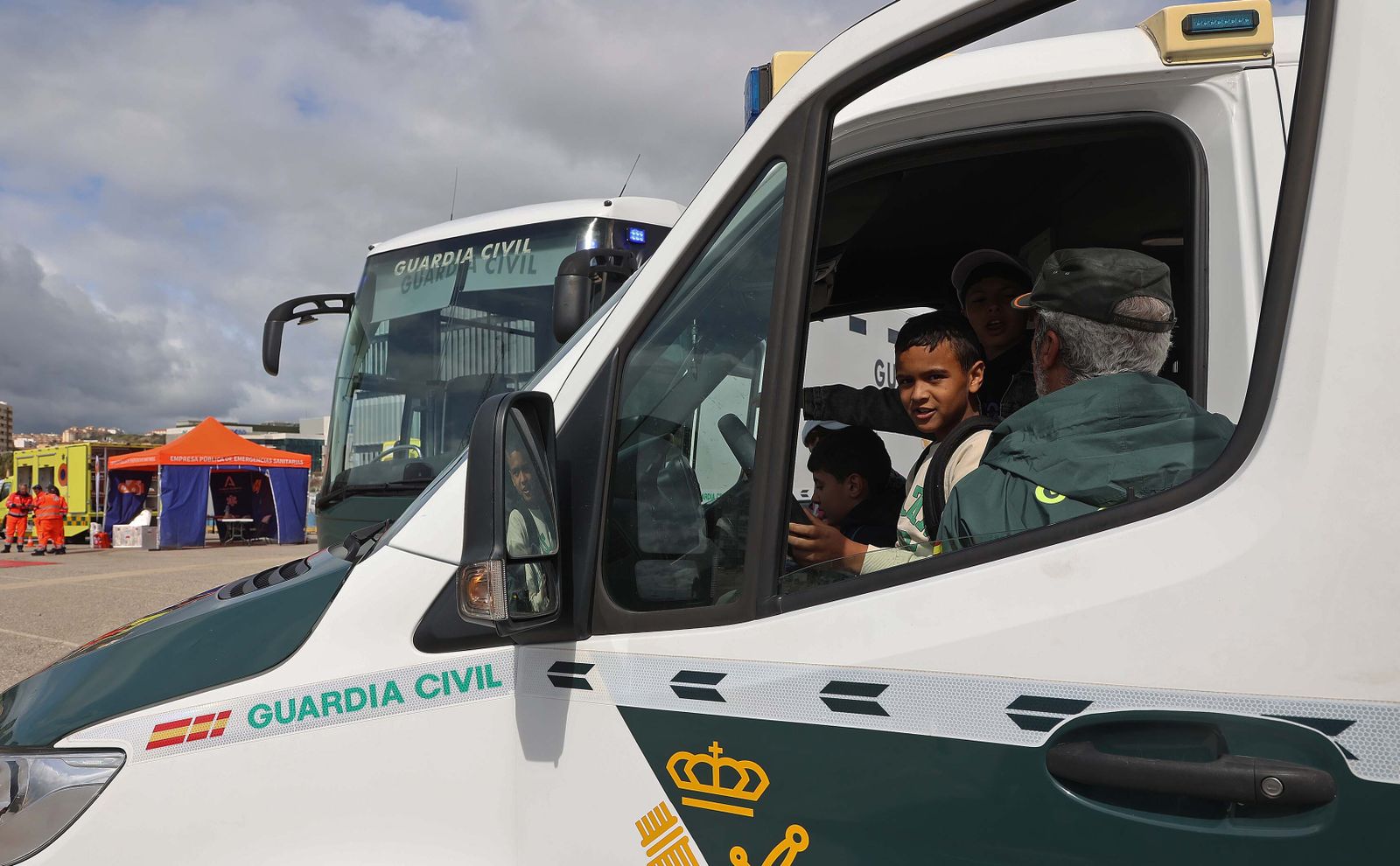 Imágenes del Día Europeo del 112 celebrado en el Puerto de Algeciras