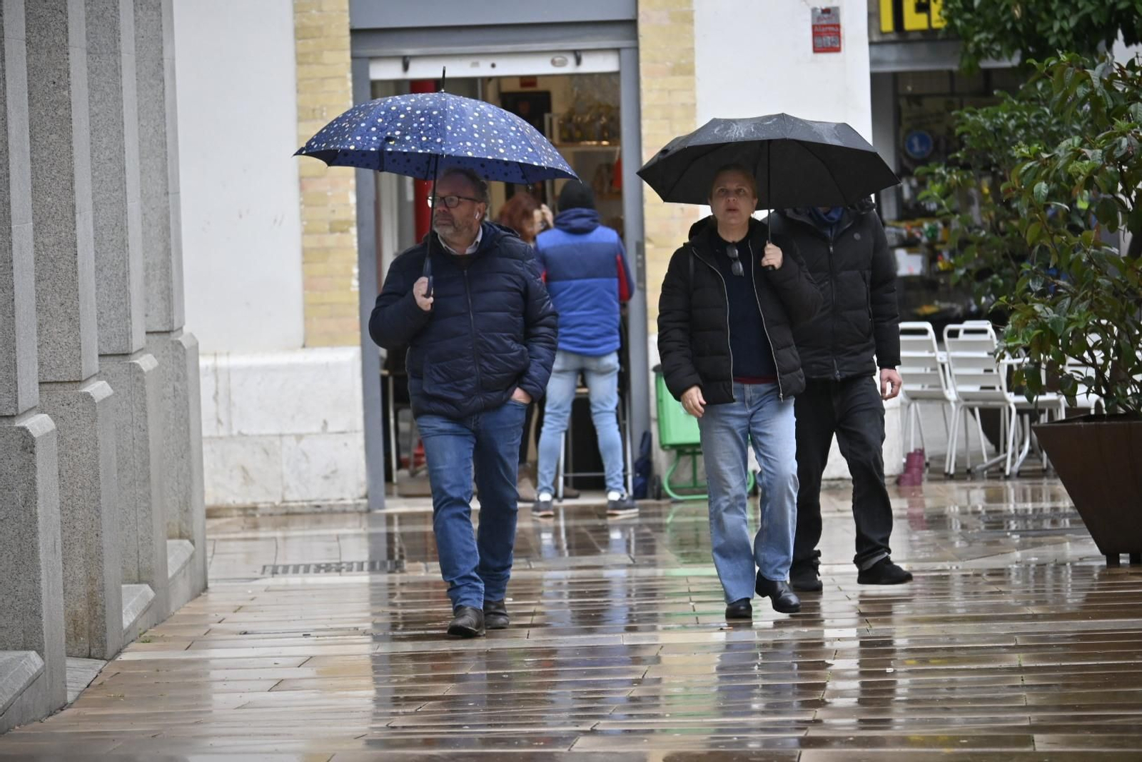 Imágenes de lluvia en la mañana del Domingo
