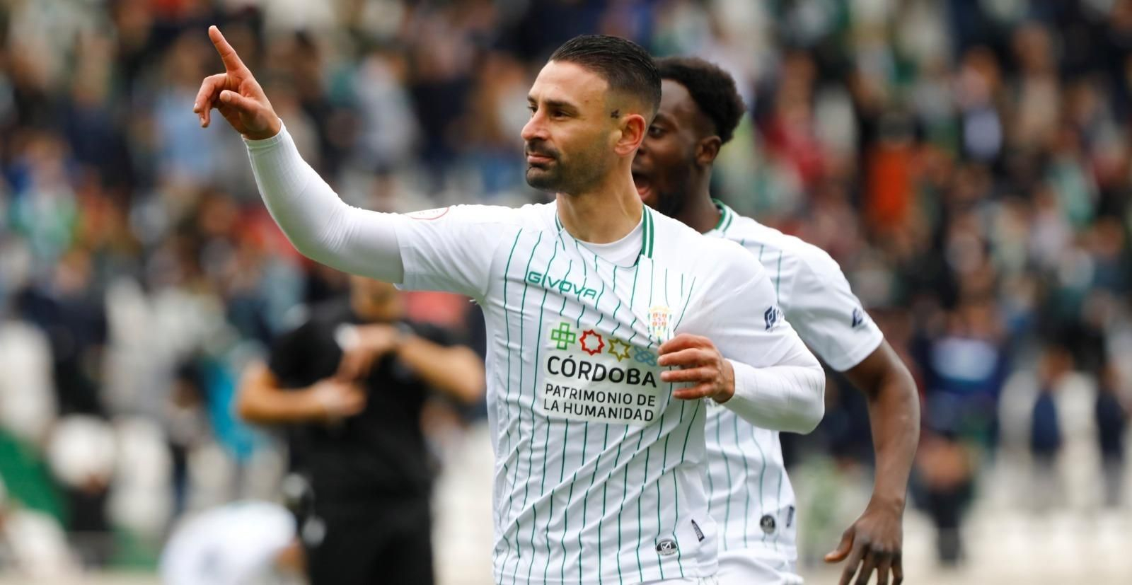 Kike Márquez celebra su gol ante la Cultural Leonesa.