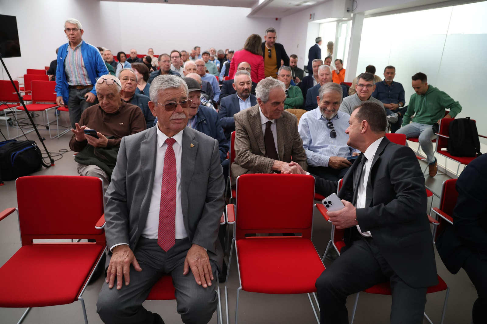 Las fotos de la gran reunión del 120 aniversario del fútbol en Málaga Las fotos de la gran reunión del 120 aniversario del fútbol en Málaga
