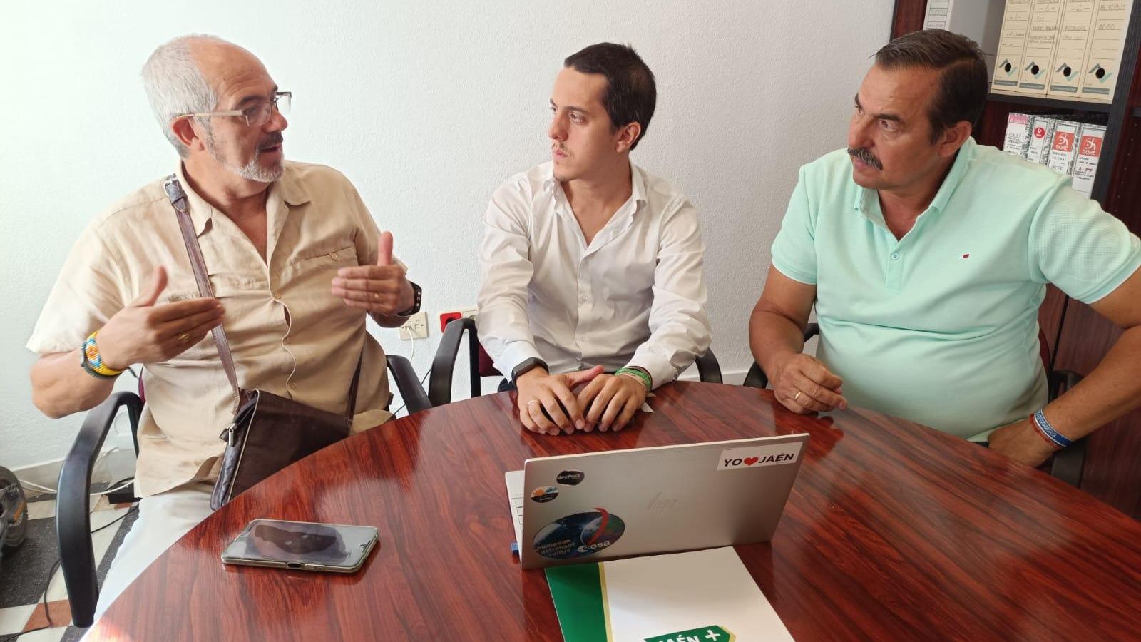 Foto JMM reunión con vecinos Manseguilla.