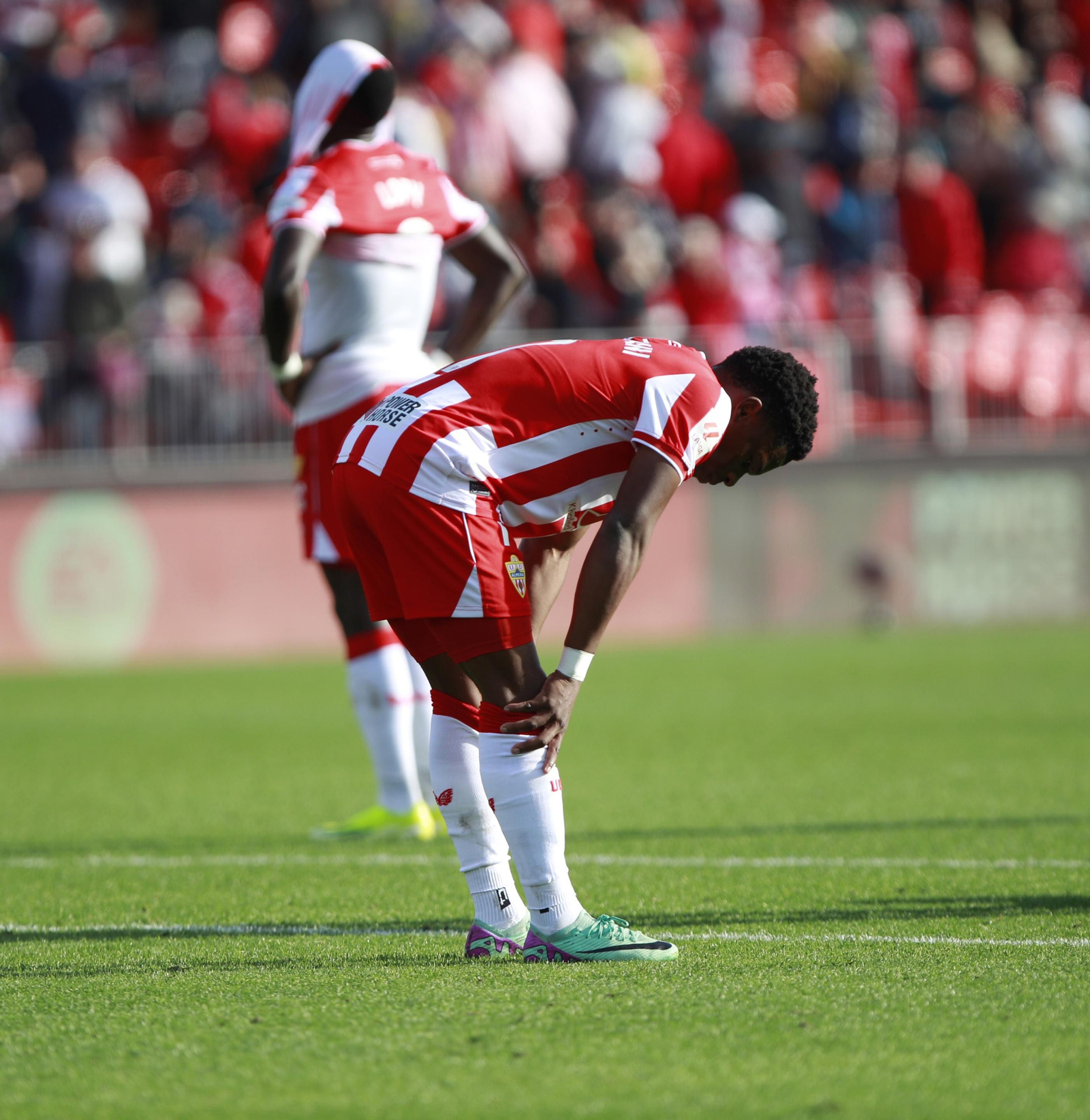 Las mejores imágenes del partido de fútbol U.D. Almería-Girona F.C.