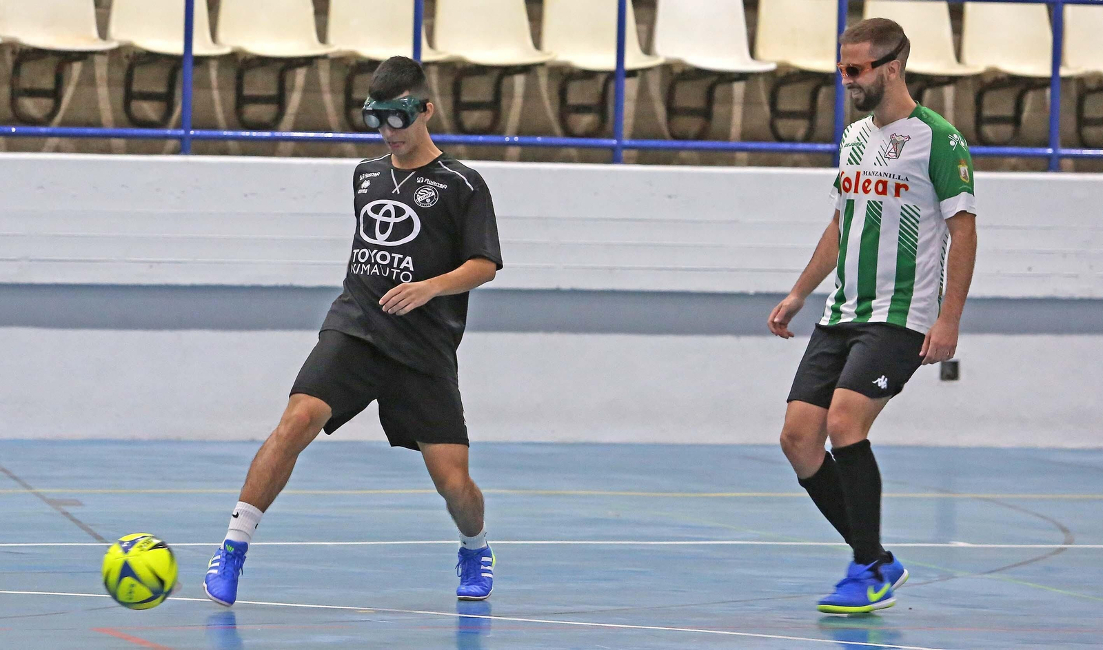 Partido entre el equipo de la Once y el XerezDFC en Jerez Partido entre el equipo de la Once y el XerezDFC en Jerez