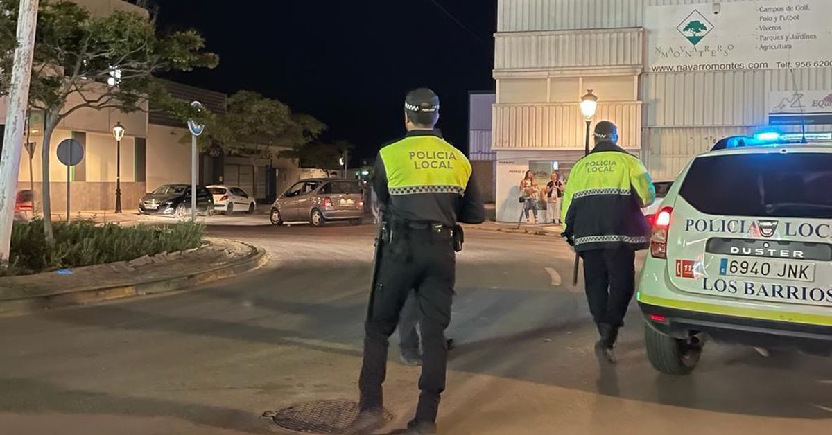 La Policía Local de Los Barrios intercepta a un conductor sin carné en ...