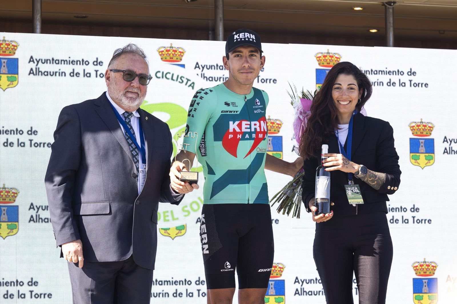 Diego Ugarte se impone en Alhaurín de la Torre en la etapa de la Vuelta a Andalucía
