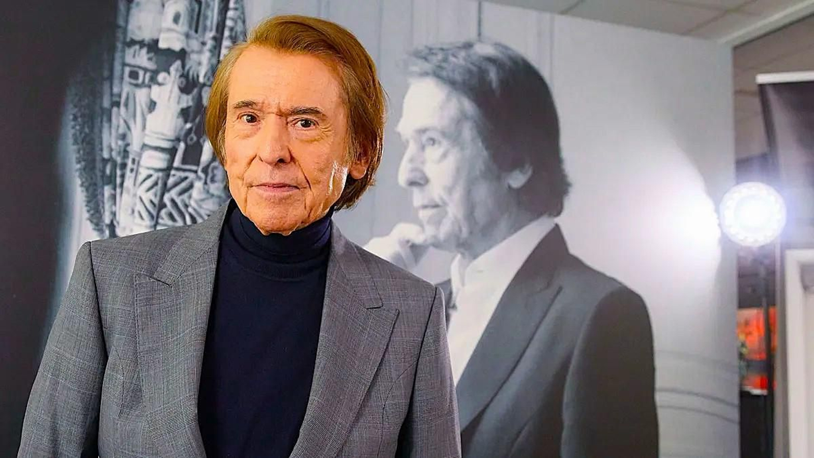 Raphael retoma su gira de conciertos este sábado en Almería.