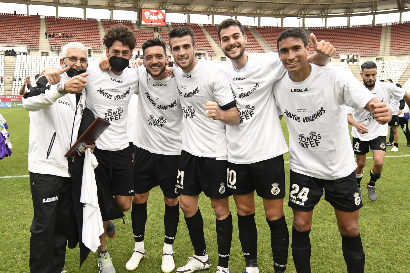 Fotos de la celebración del ascenso de la Balona a Primera RFEF