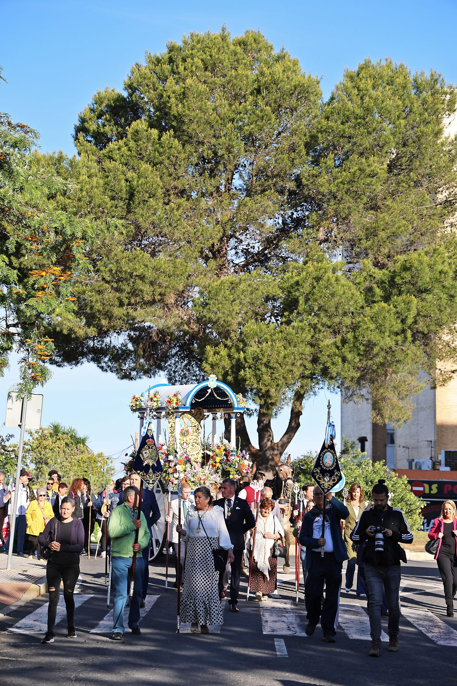Imágenes de la salida de la Hermandad Ntra Sra de la Peña de Huelva