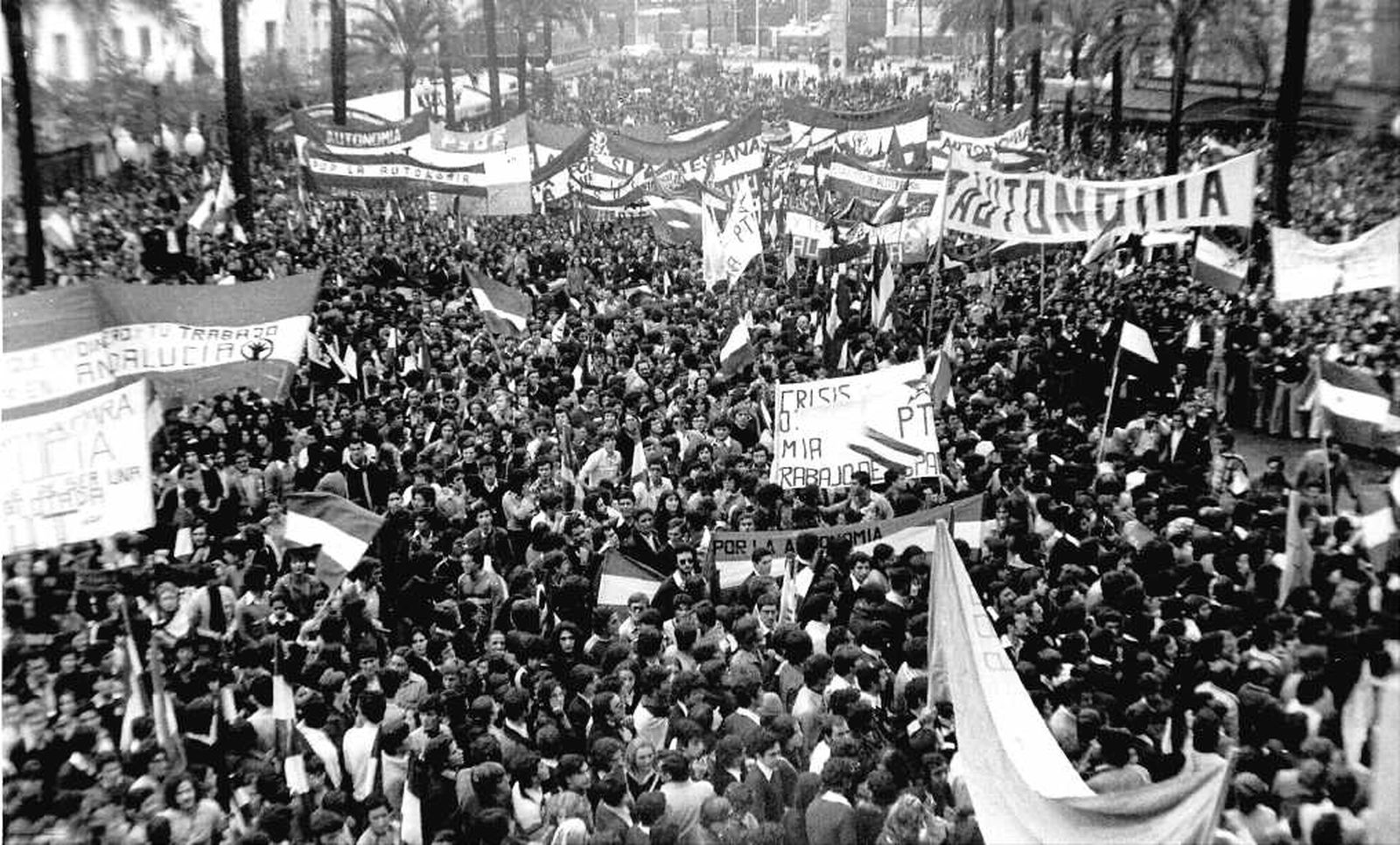 Manifestación por la autonomía andaluza en 1977.