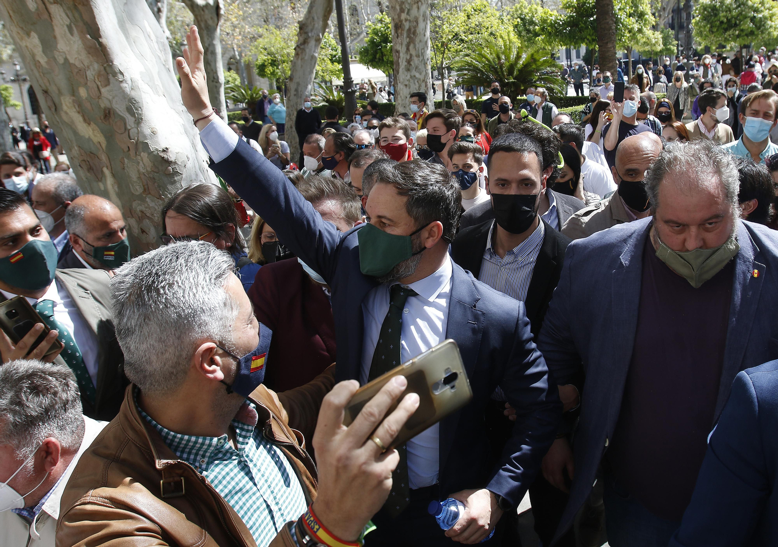 Cierran Plaza Nueva para una R.P. de Santiago Abascal