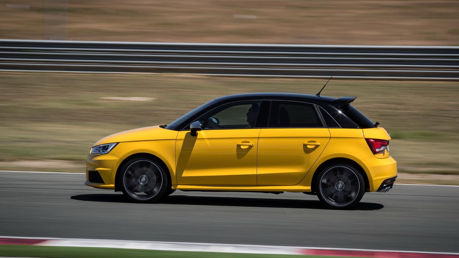 El Audi S1 con 231 CV se mostró muy ágil y divertido.