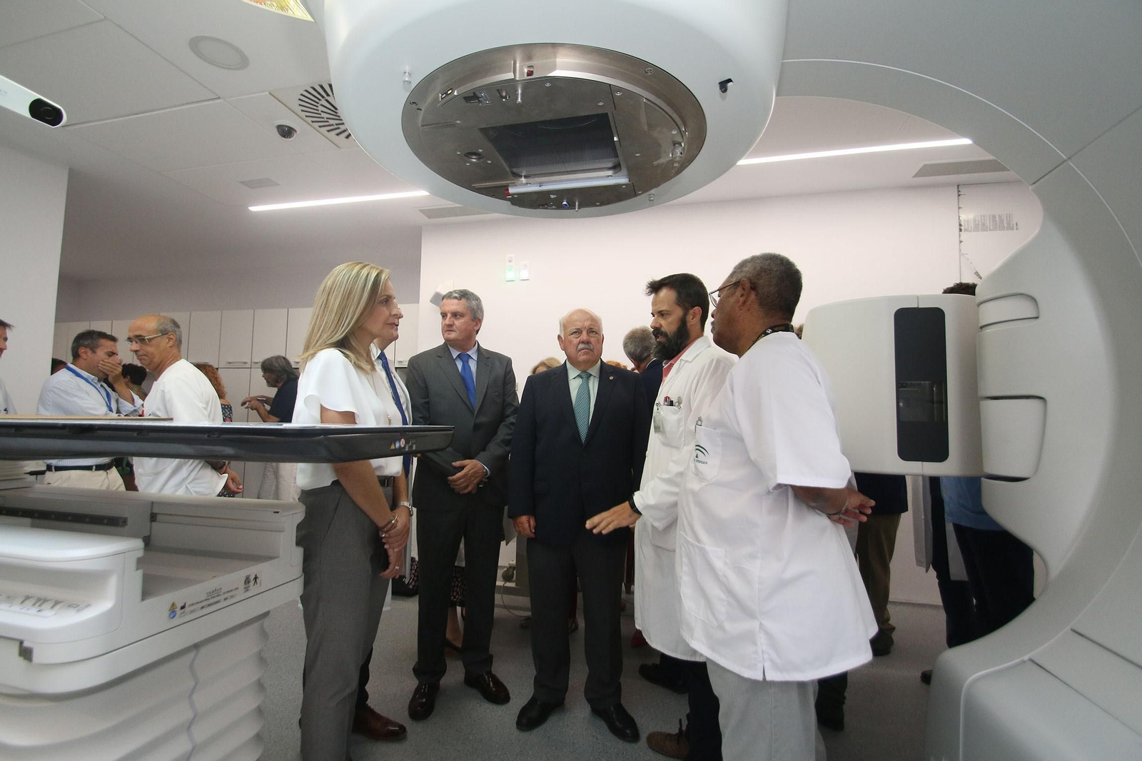 ¿Dónde está el PEC TAC de Torrecárdenas que anunció el consejero de Salud en 2019?