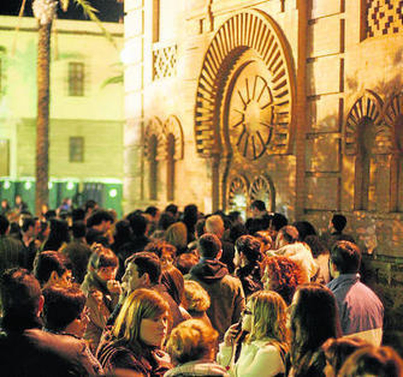 Las entradas en taquilla se pondrán a la venta en próximos días.