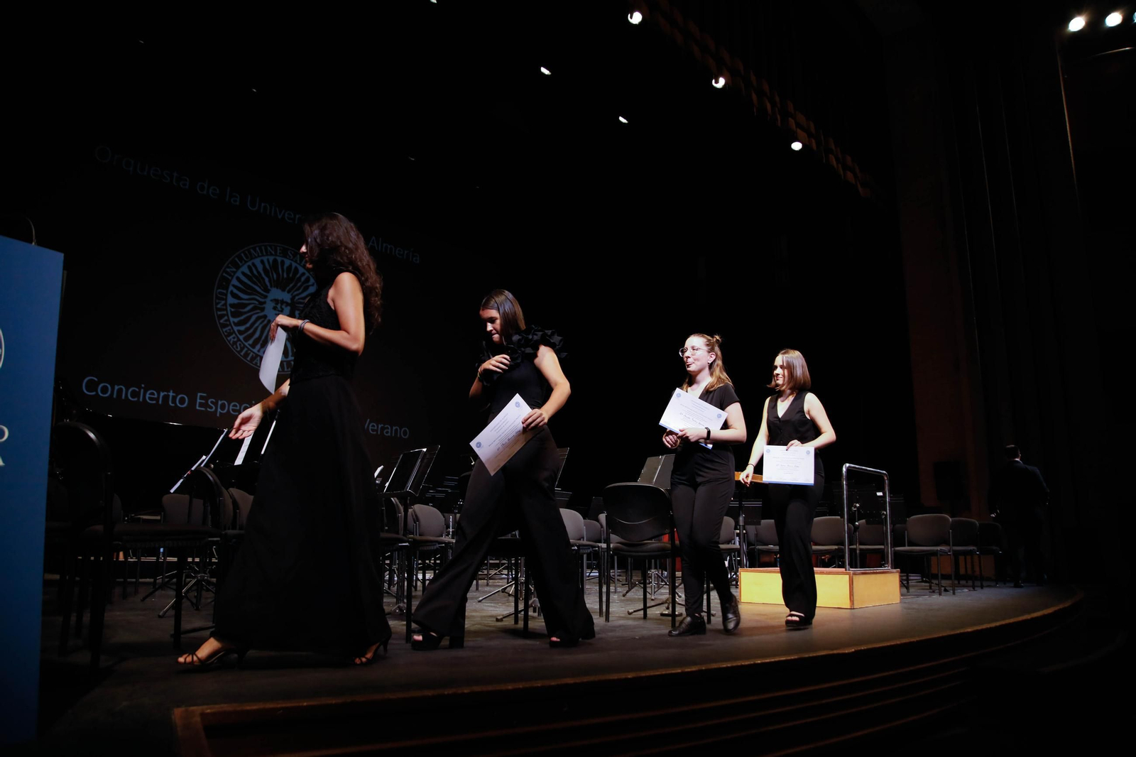 El concierto de la Orquesta de la UAL en el Auditorio Maestro Padilla, en imágenes