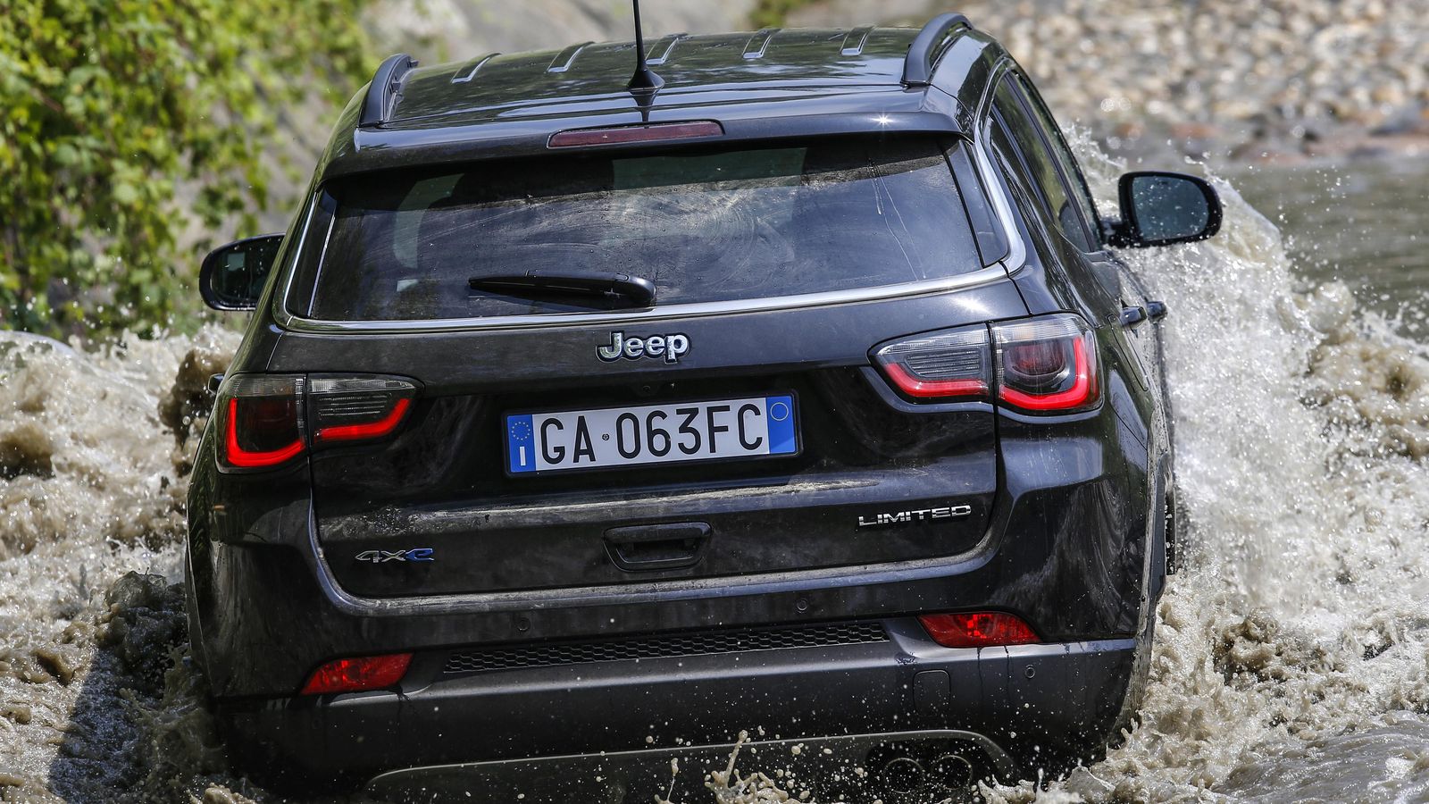 El concepto de tracción total con dos motores distintos es el que está detrás de la denominación 4xe se exportará a otros modelos de la marca en el futuro.