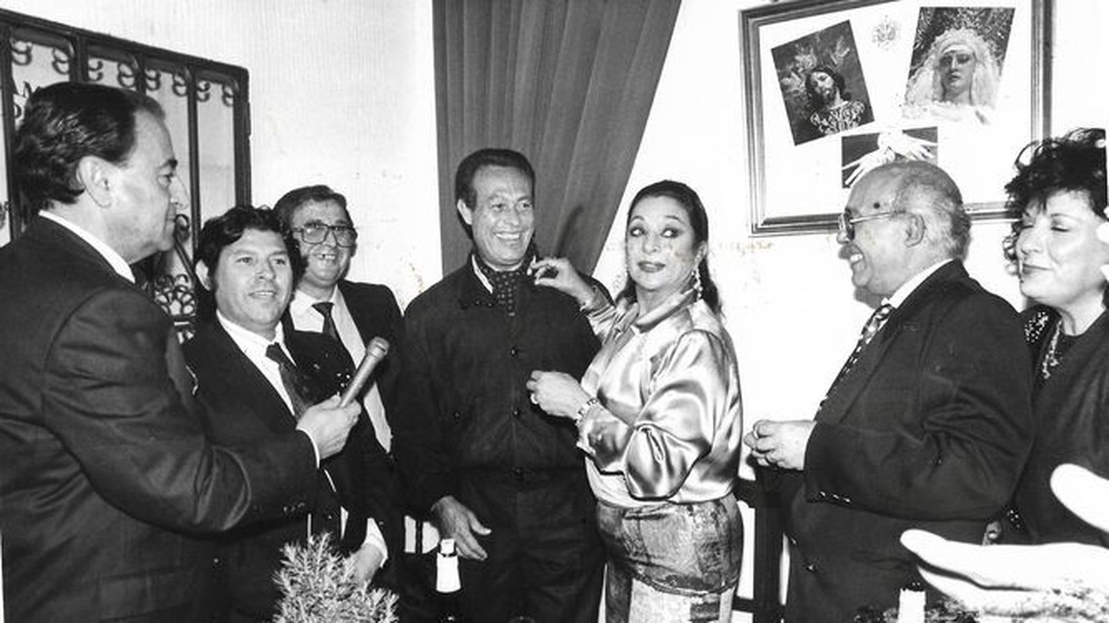 Lola Flores, con Curro Romero, en una imagen de archivo