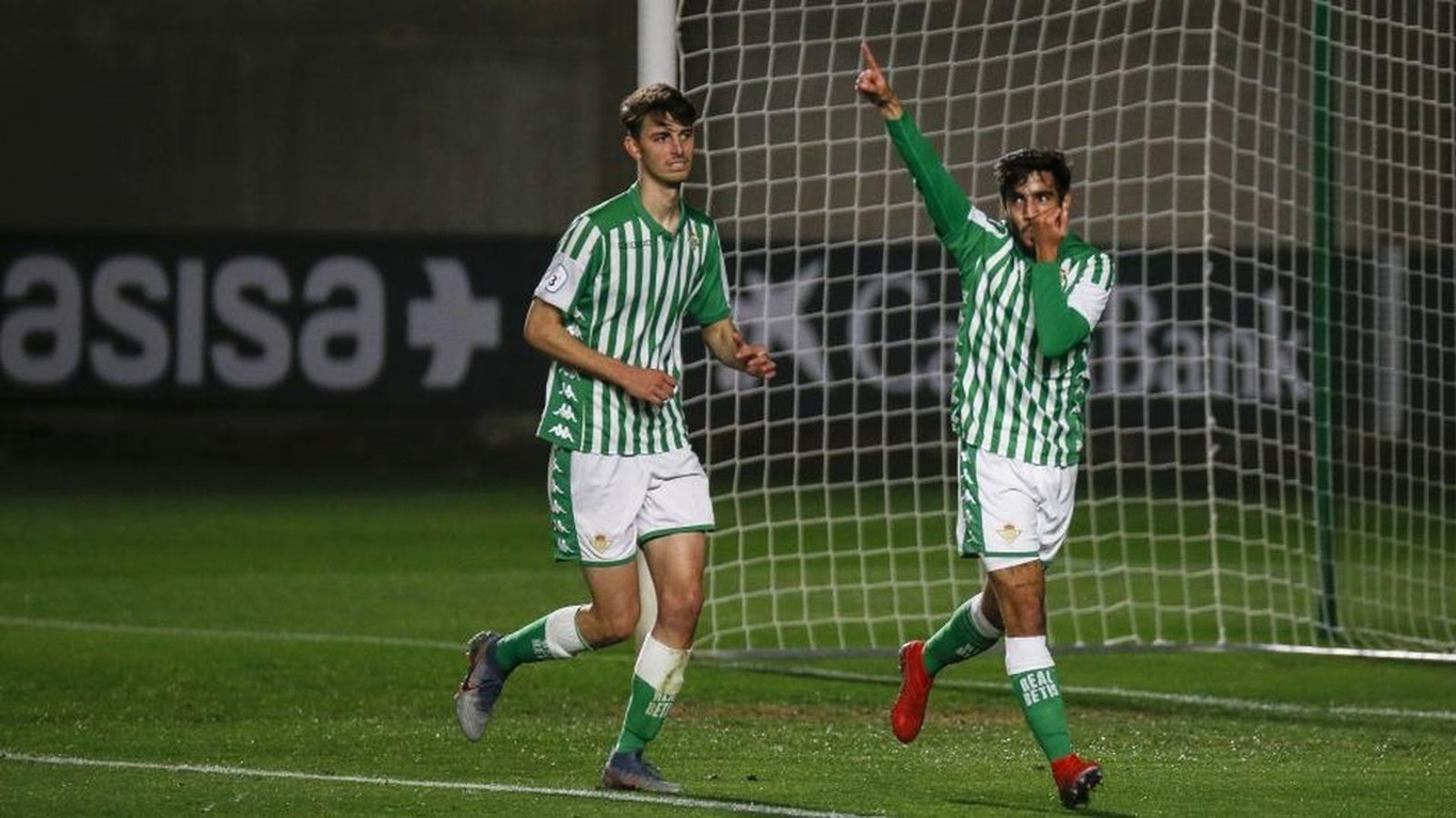 Raúl y Abréu, autores de dos goles cada uno ante el Conil.