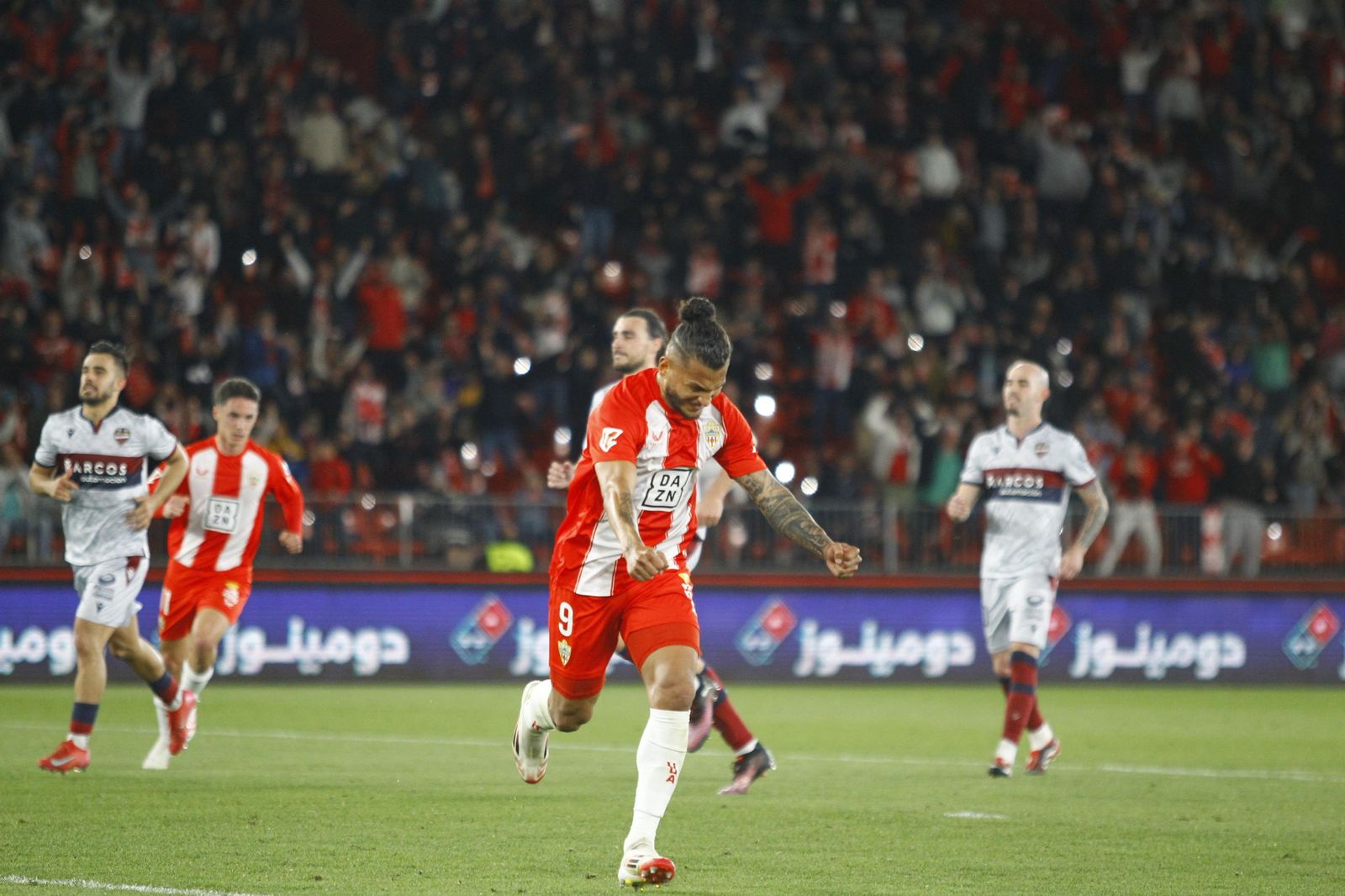 Las mejores imágenes del partido U.D. Almería-Levante U.D.