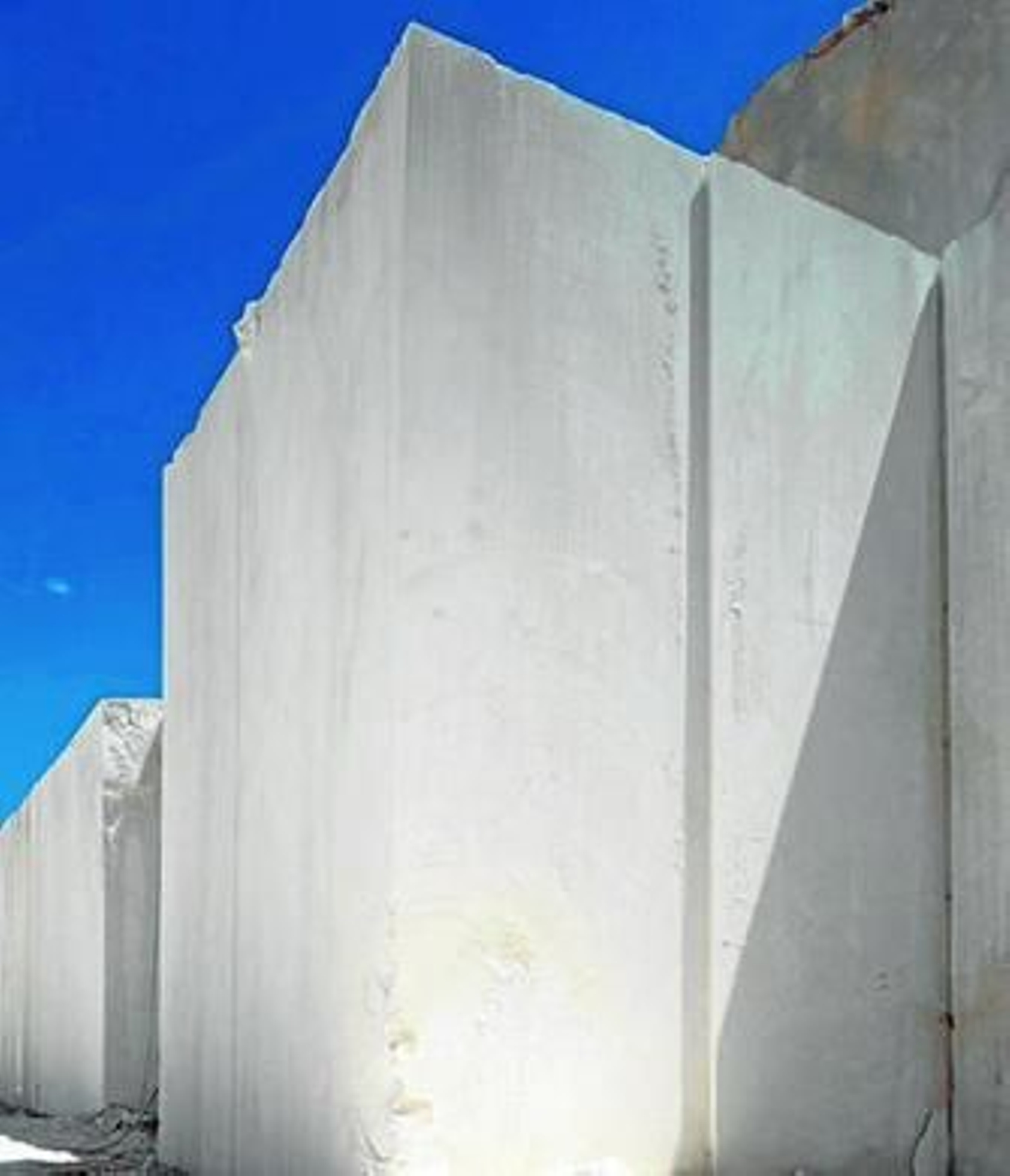 Una piedra para el desarrollo local