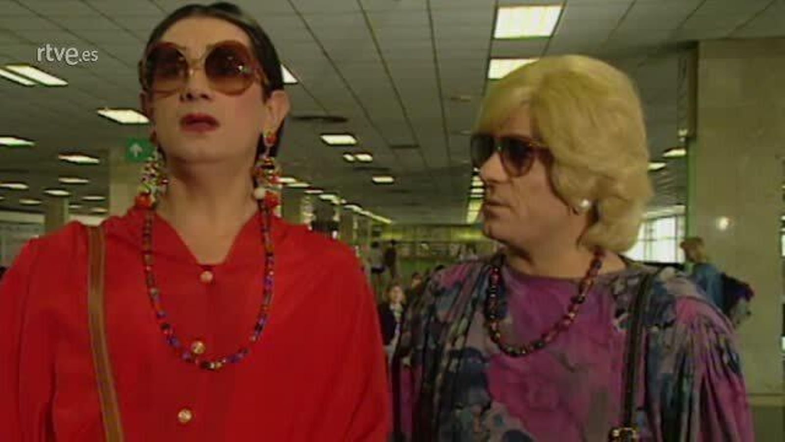 Josema y Millán a lo Pantoja y Encarna