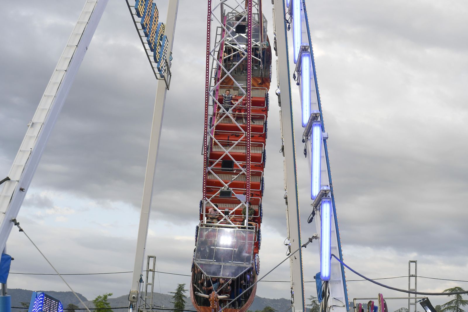 Fotos: el ferial del Corpus en la noche del viernes 4