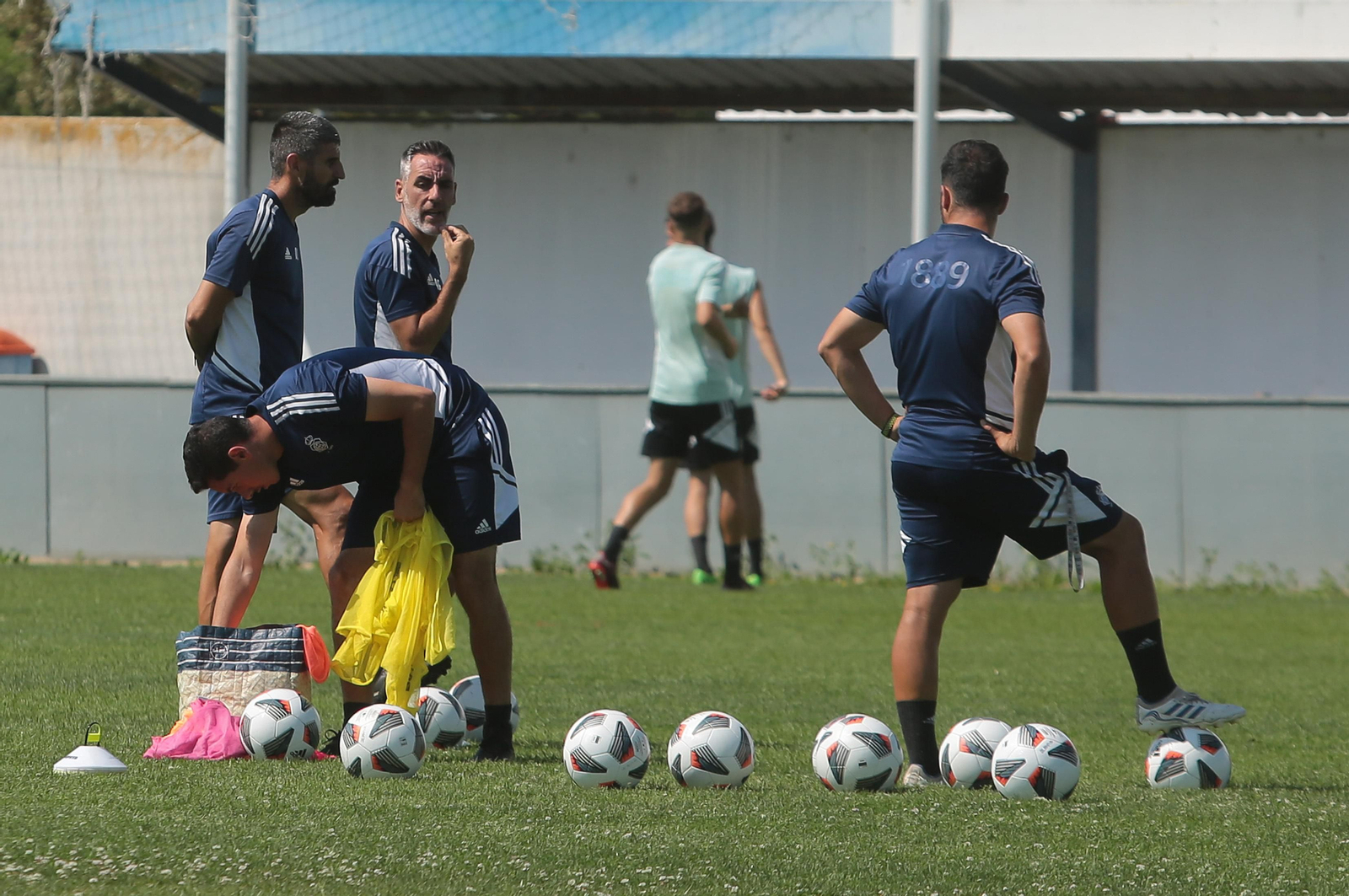 Imágenes del entrenamiento del Recre en la Ciudad Deportiva