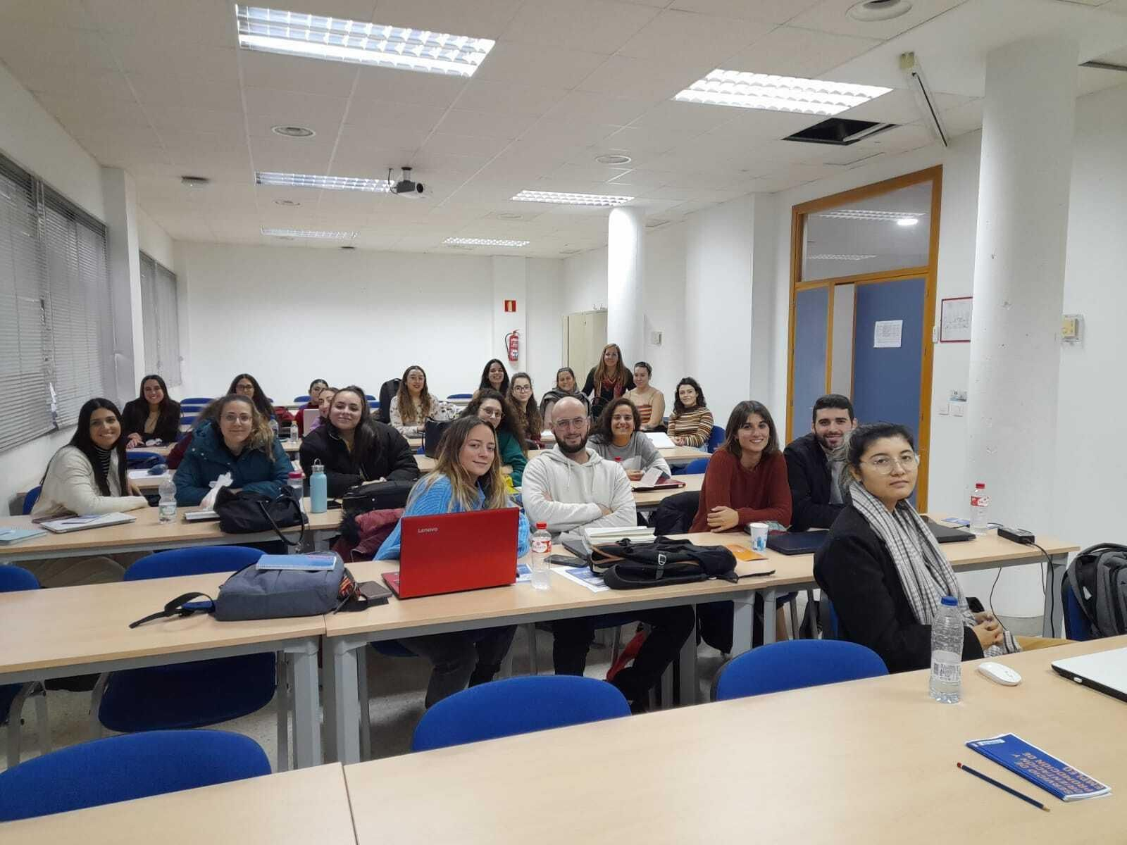 Afanas Jerez y la UCA retoman sus proyectos colaborativos de forma presencial. Afanas Jerez y la UCA retoman sus proyectos colaborativos de forma presencial.