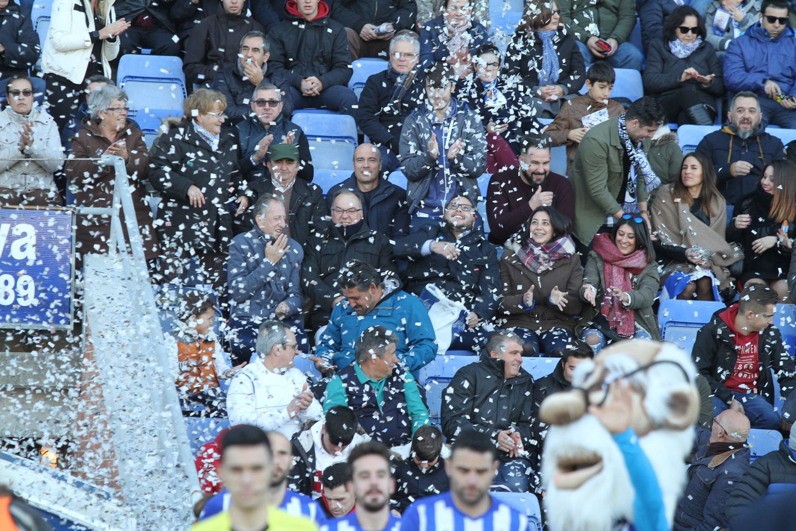 Imágenes del partido entre el Recreativo de Huelva y Jumilla