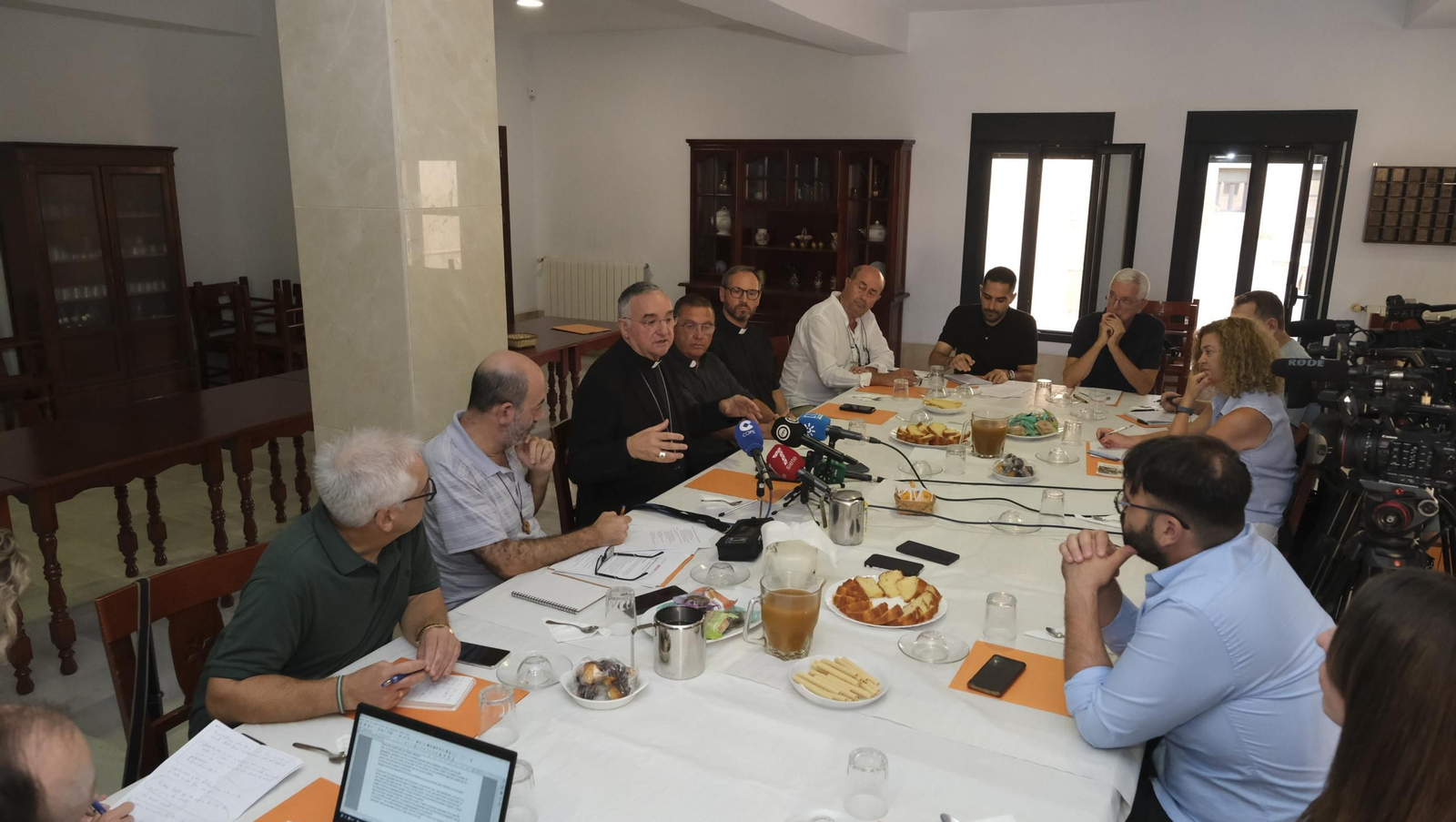 El Seminario Diocesano de Almería abre sus puertas, en imágenes