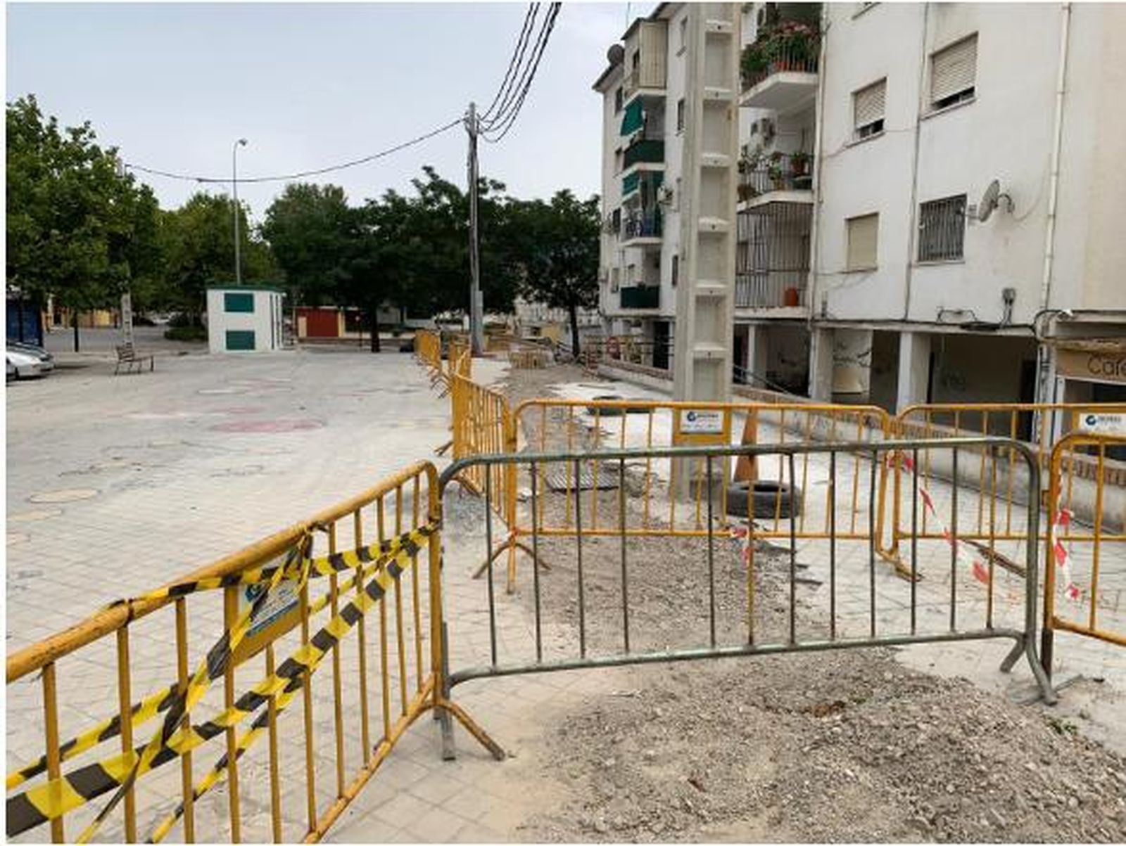 Los cortes de luz en la zona Norte de Granada repuntan a niveles de 2019 y uno de cada cinco vecinos no tiene contrato