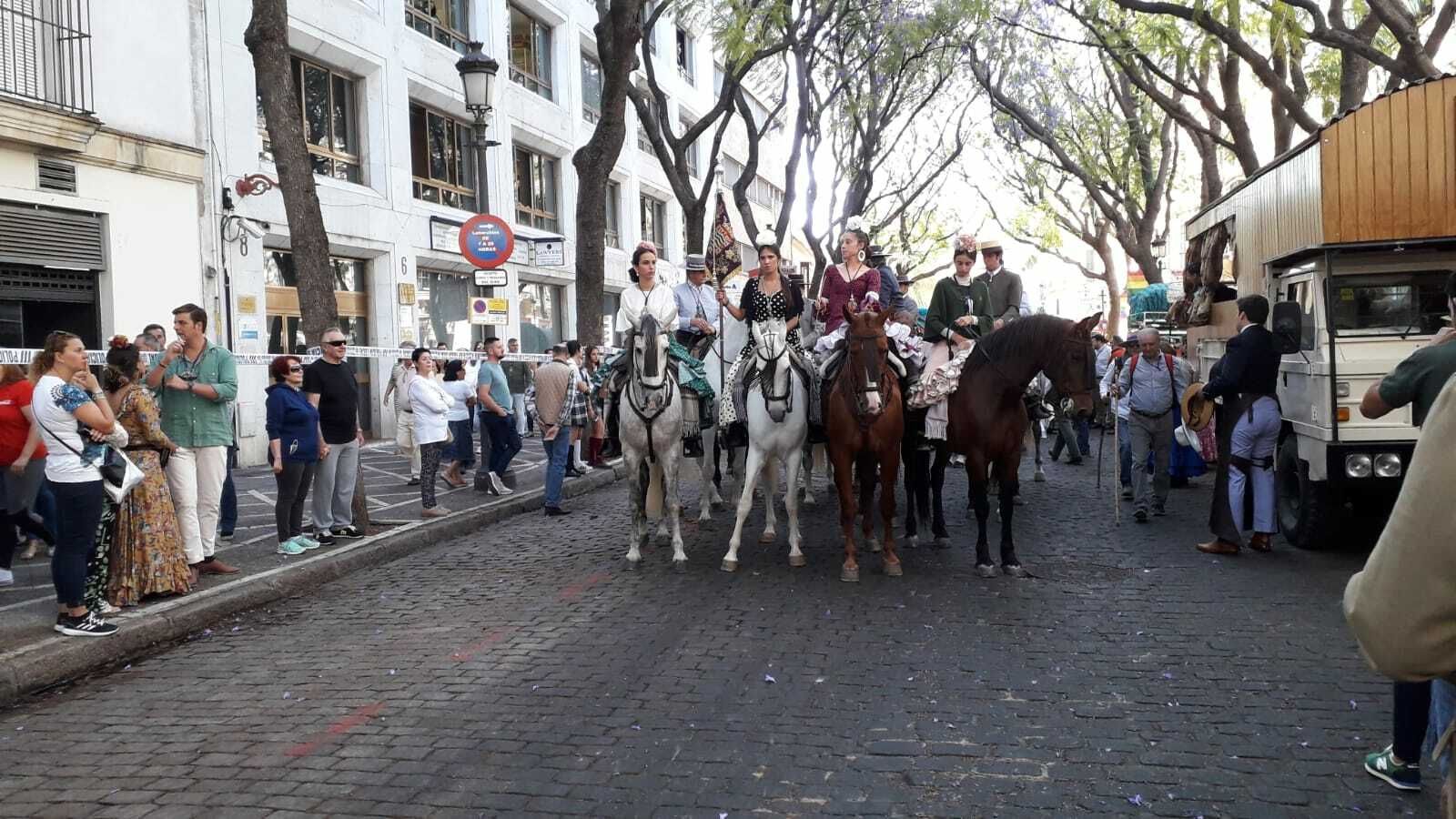 Las imágenes de la salida de la hermandad de Jerez al Rocío
