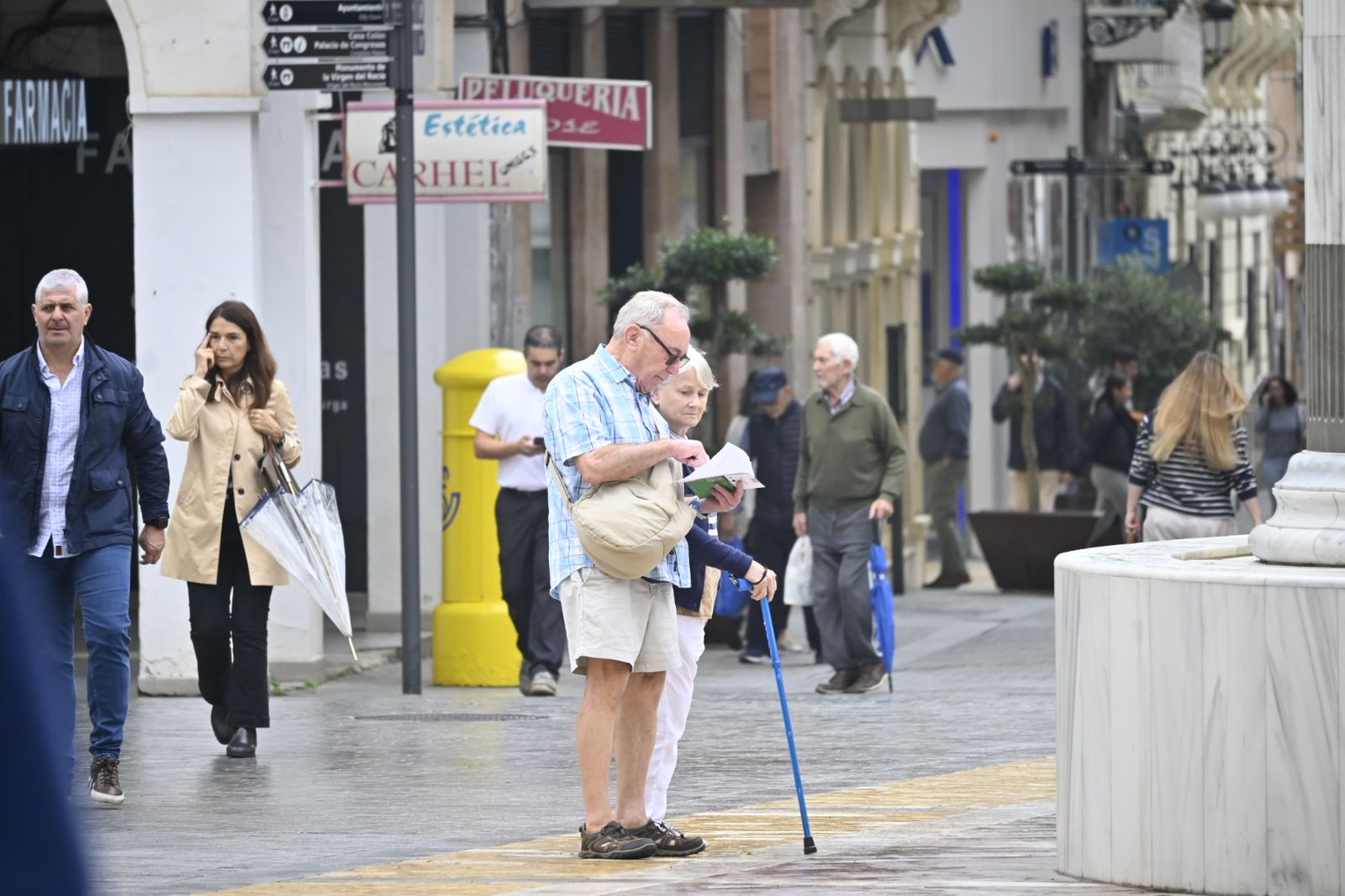 Imágenes de ambiente del viernes 8 de nobiembre en Huelva