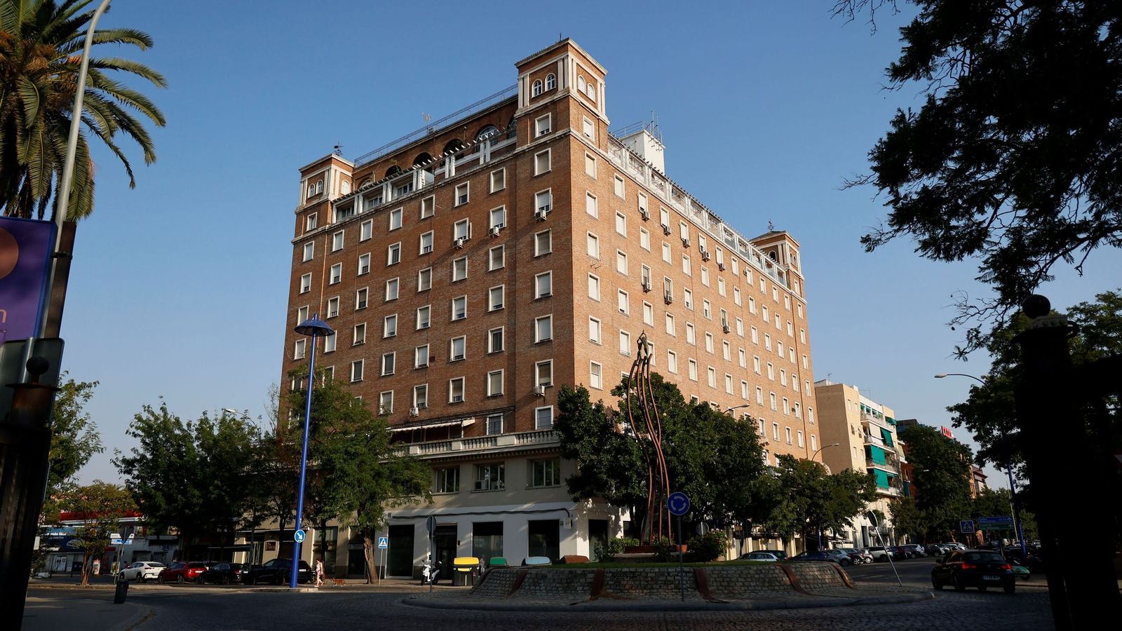 El edificio Elcano, en Sevilla.