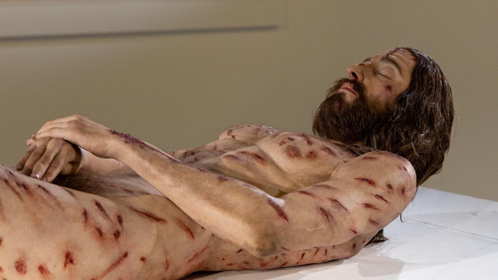 Inauguración de la exposición 'The Mistery Man'