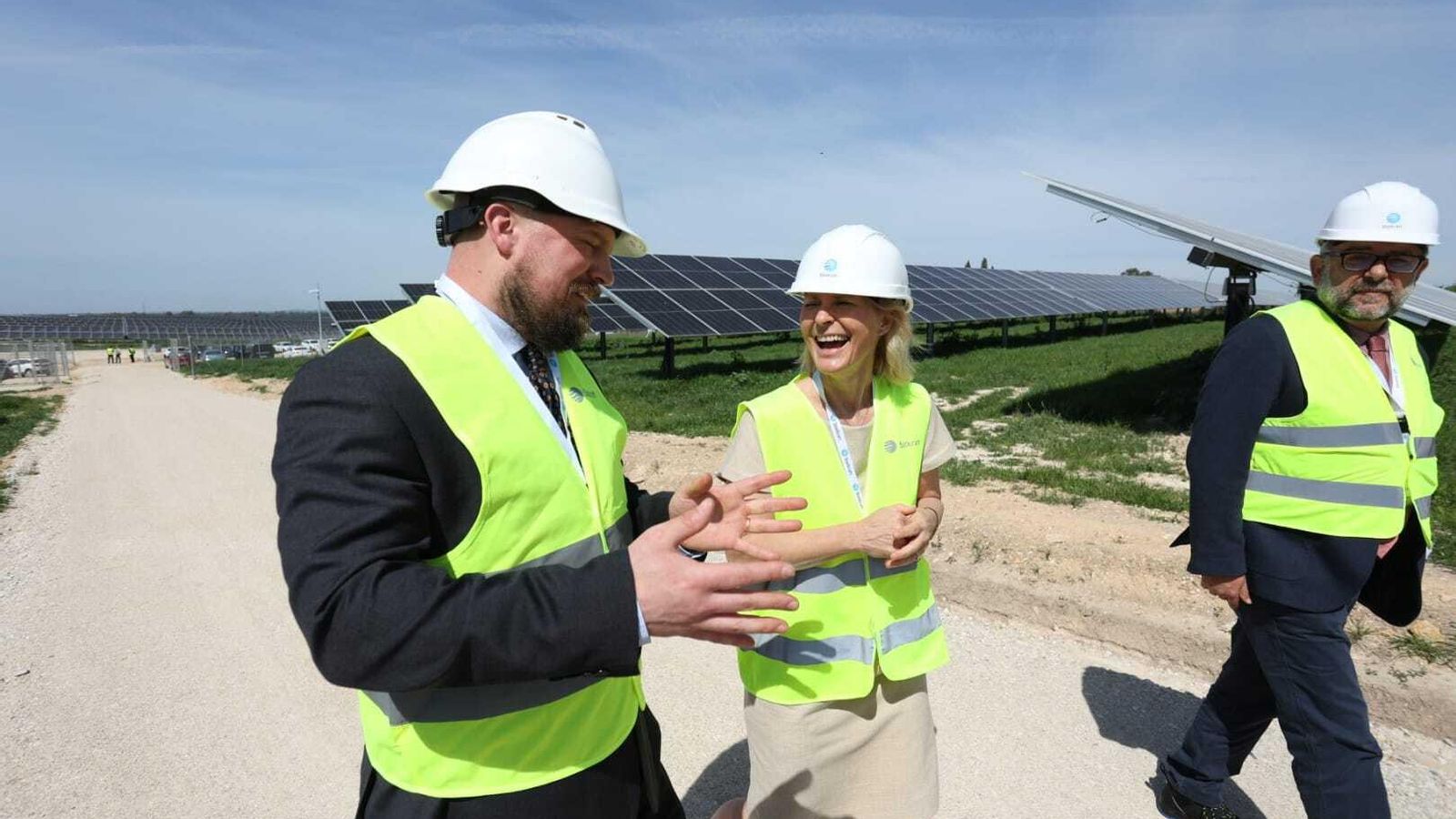 Bárbara Flesche, de Statkraft, visitando la planta. Bárbara Flesche, de Statkraft, visitando la planta.
