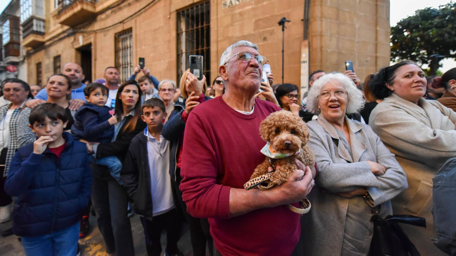 Fotos del Lunes santo en Tarifa: Nuestro Padre Jesús en la Oración en el Huerto y Nuestra Madre de Dios y del Rosario
